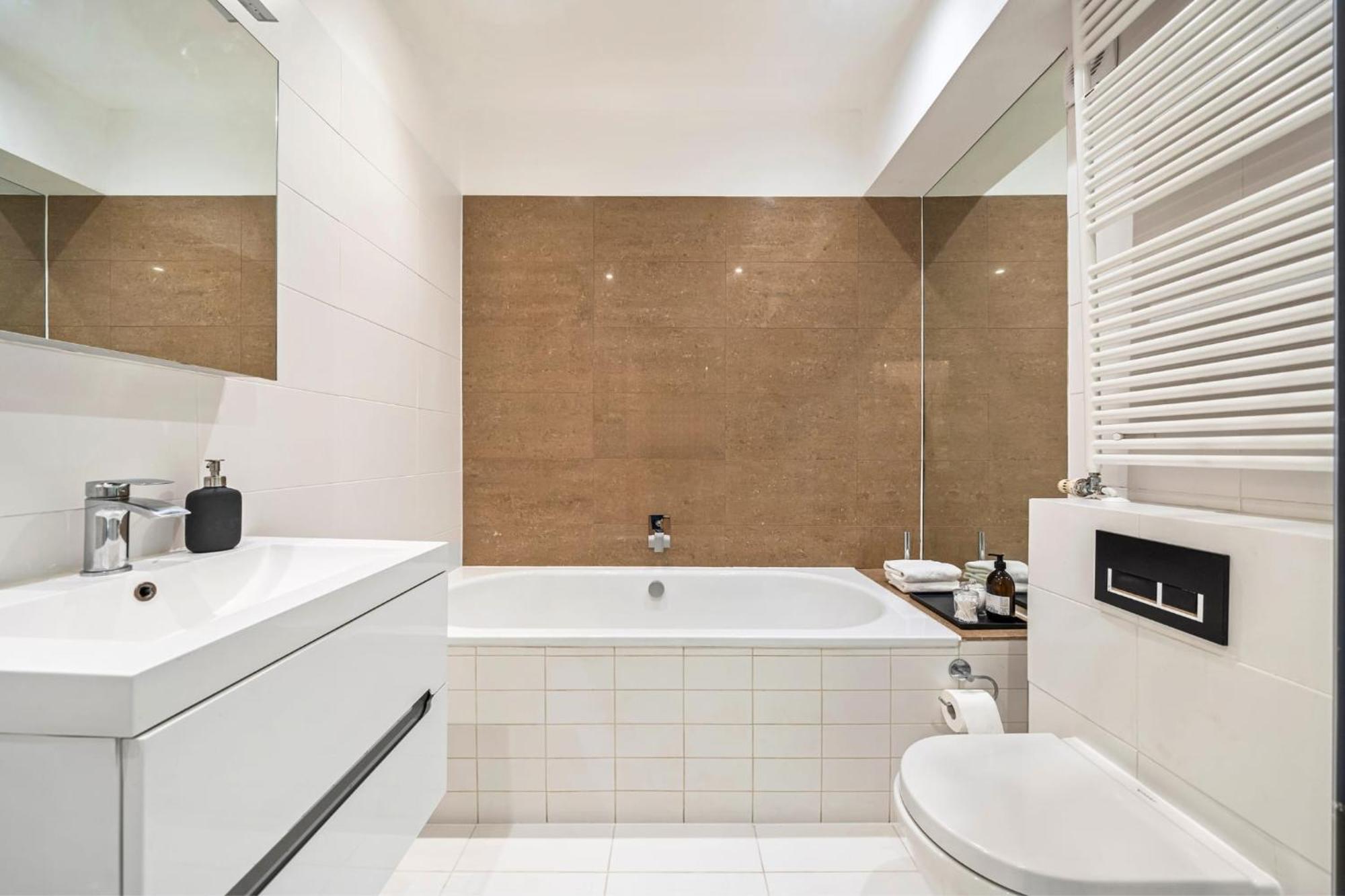 Madestays Premium Hyde Park Townhouse