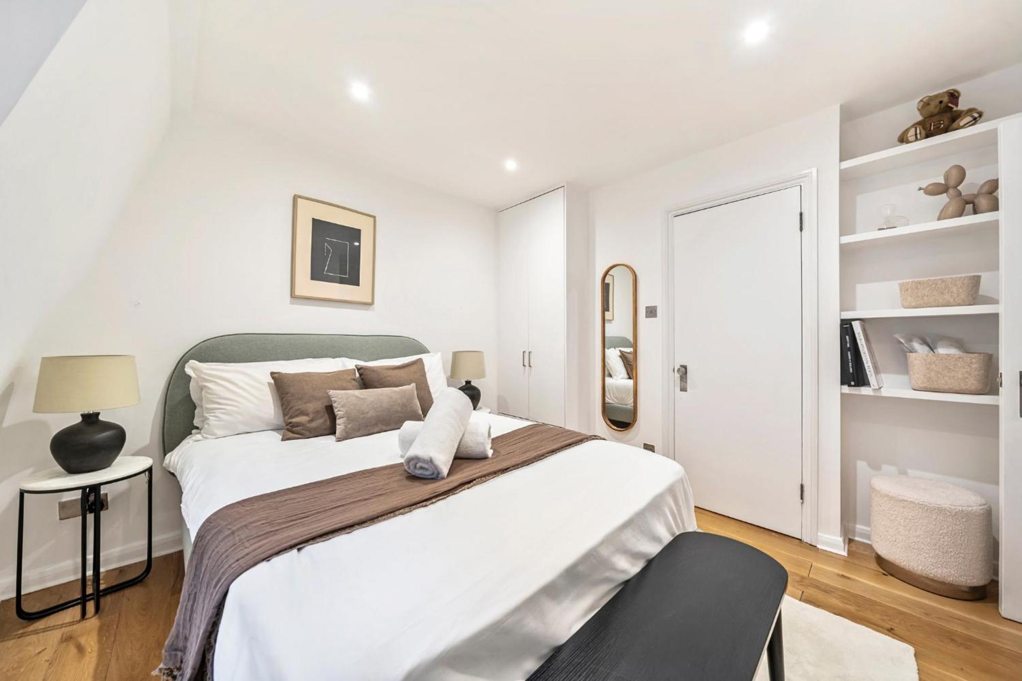Holiday home Madestays Premium Hyde Park Townhouse