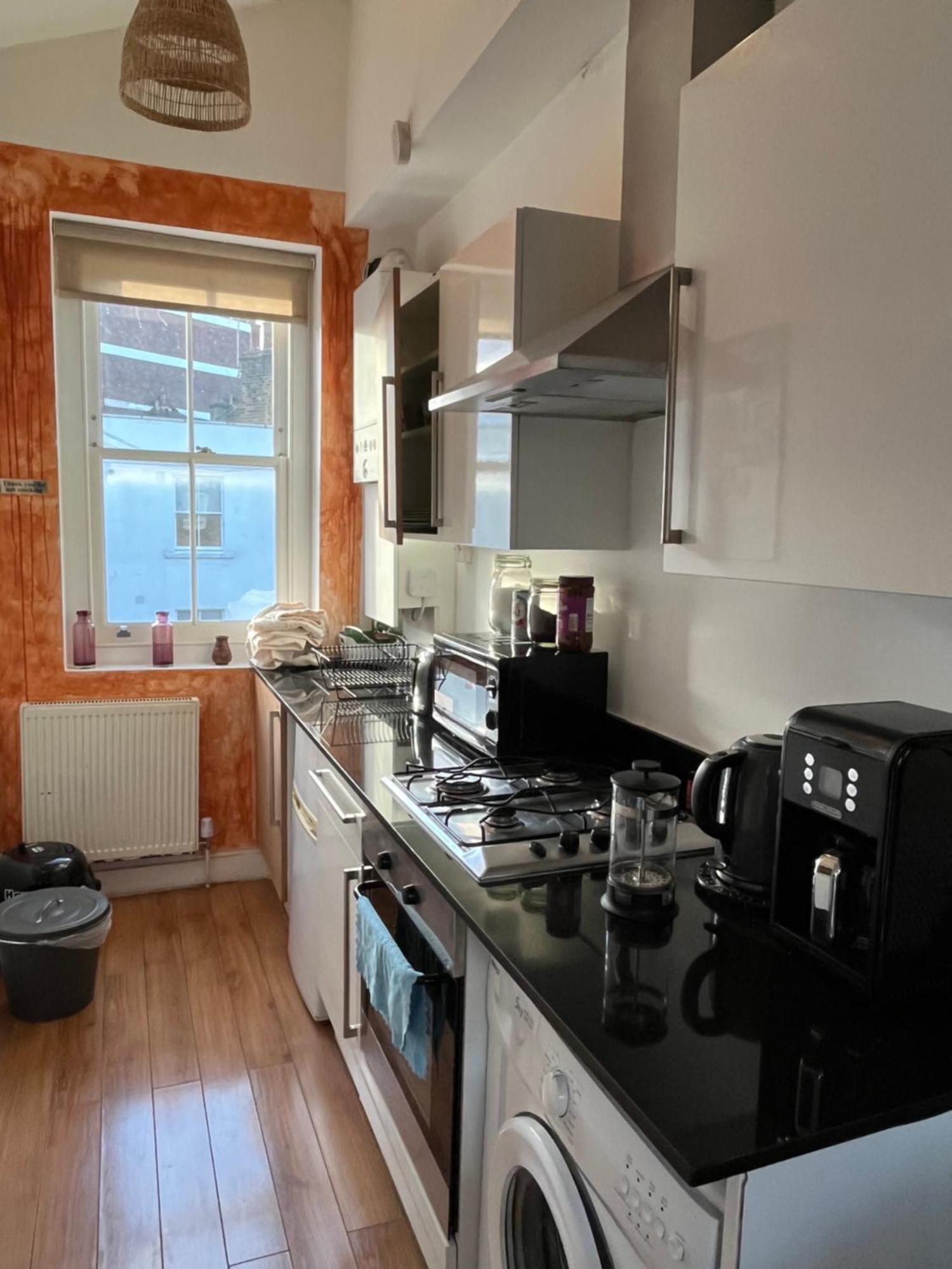 Cosy Camden 1 Bedroom Terrace *