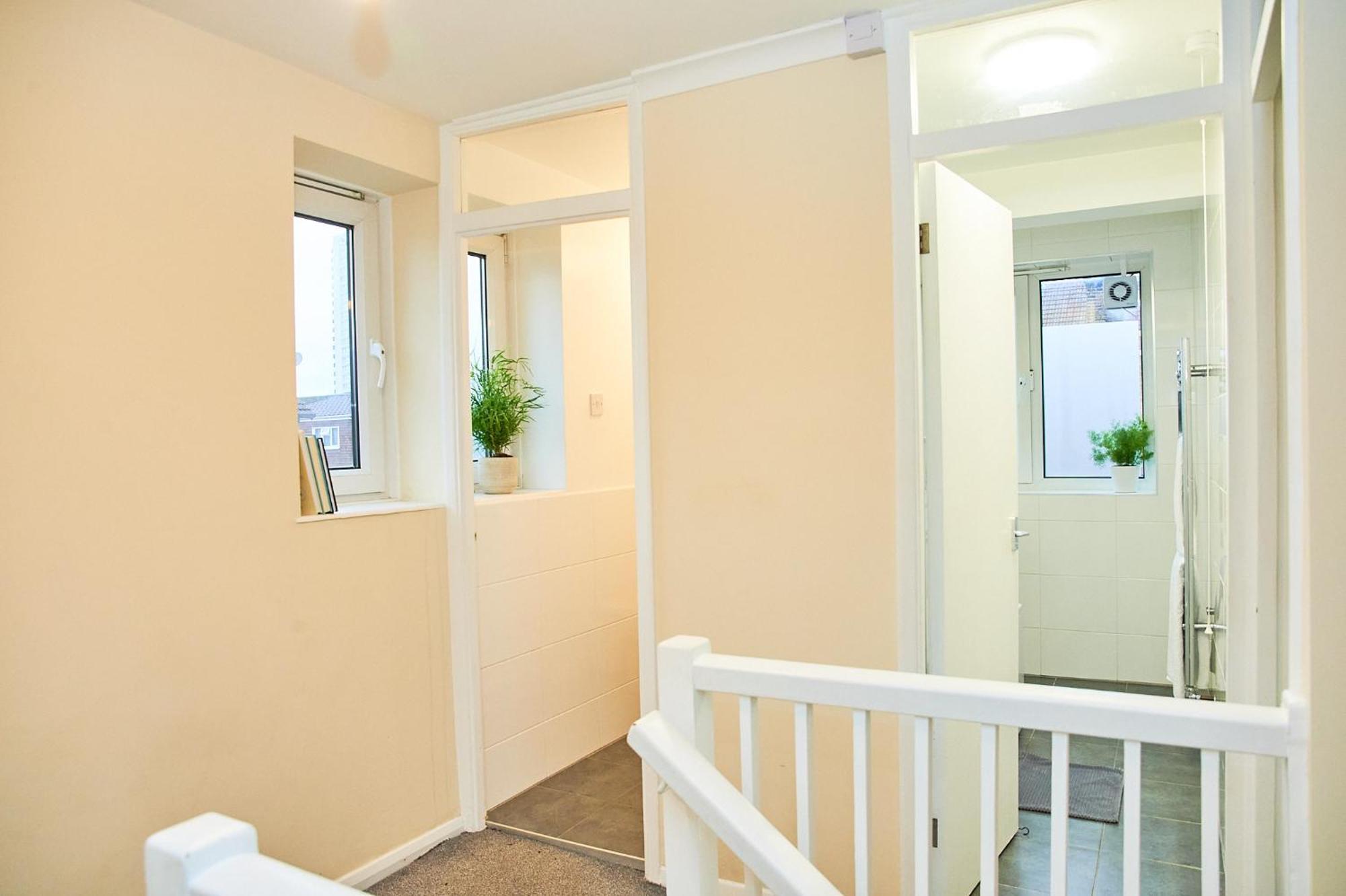 Ferienhaus Marvelous House Min To Stratford *