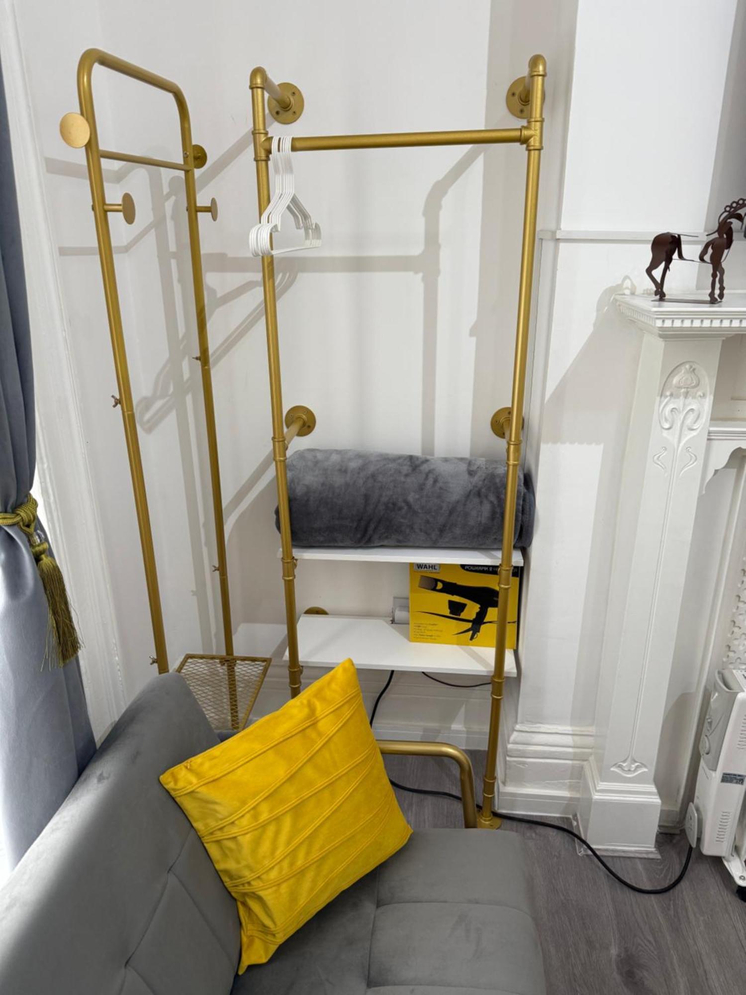 Luxury In Victoria, 7 Minutes Walk To Victoria Station, 6 * Londen