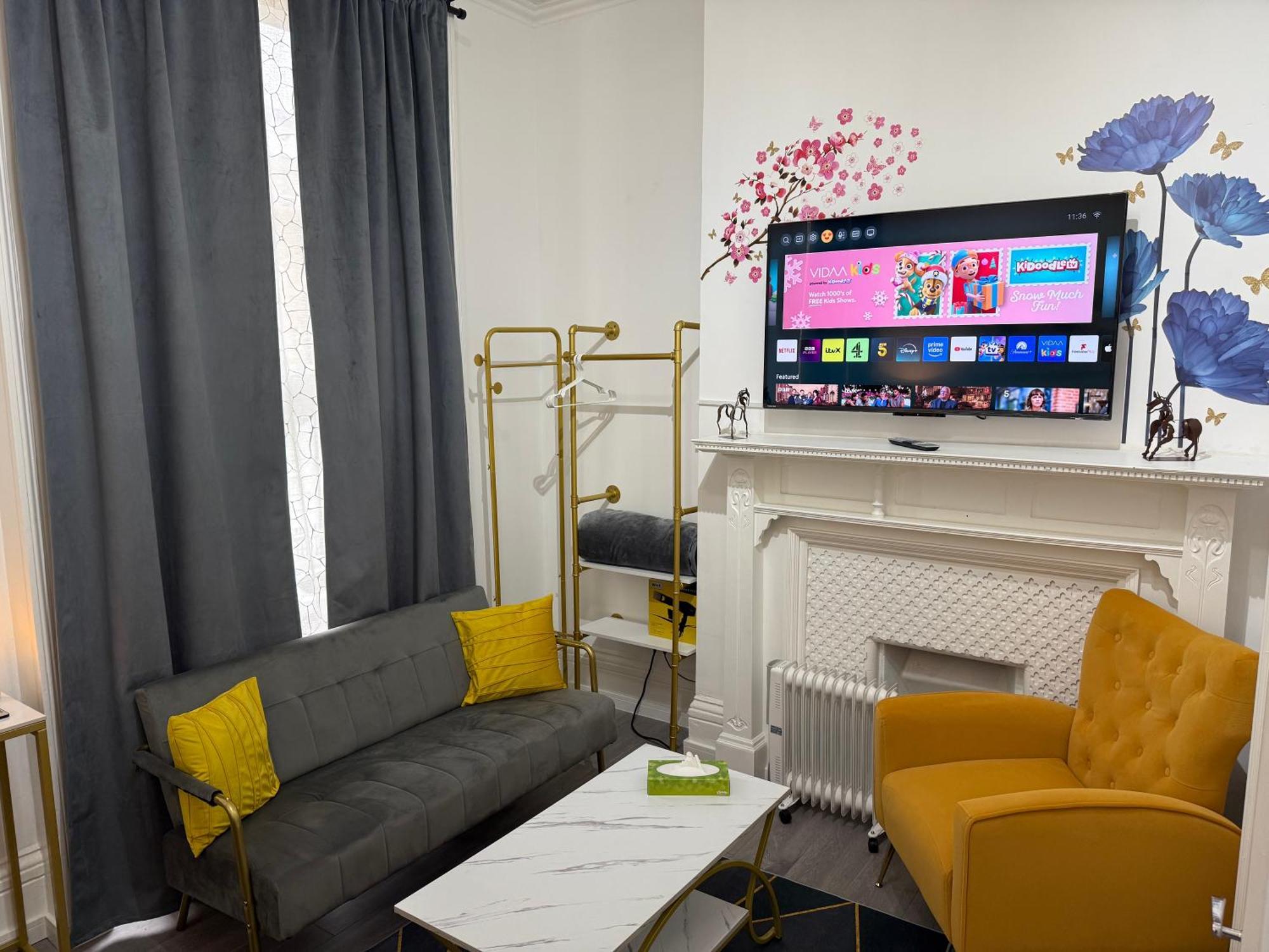 Luxury In Victoria, 7 Minutes Walk To Victoria Station, 6 Londen