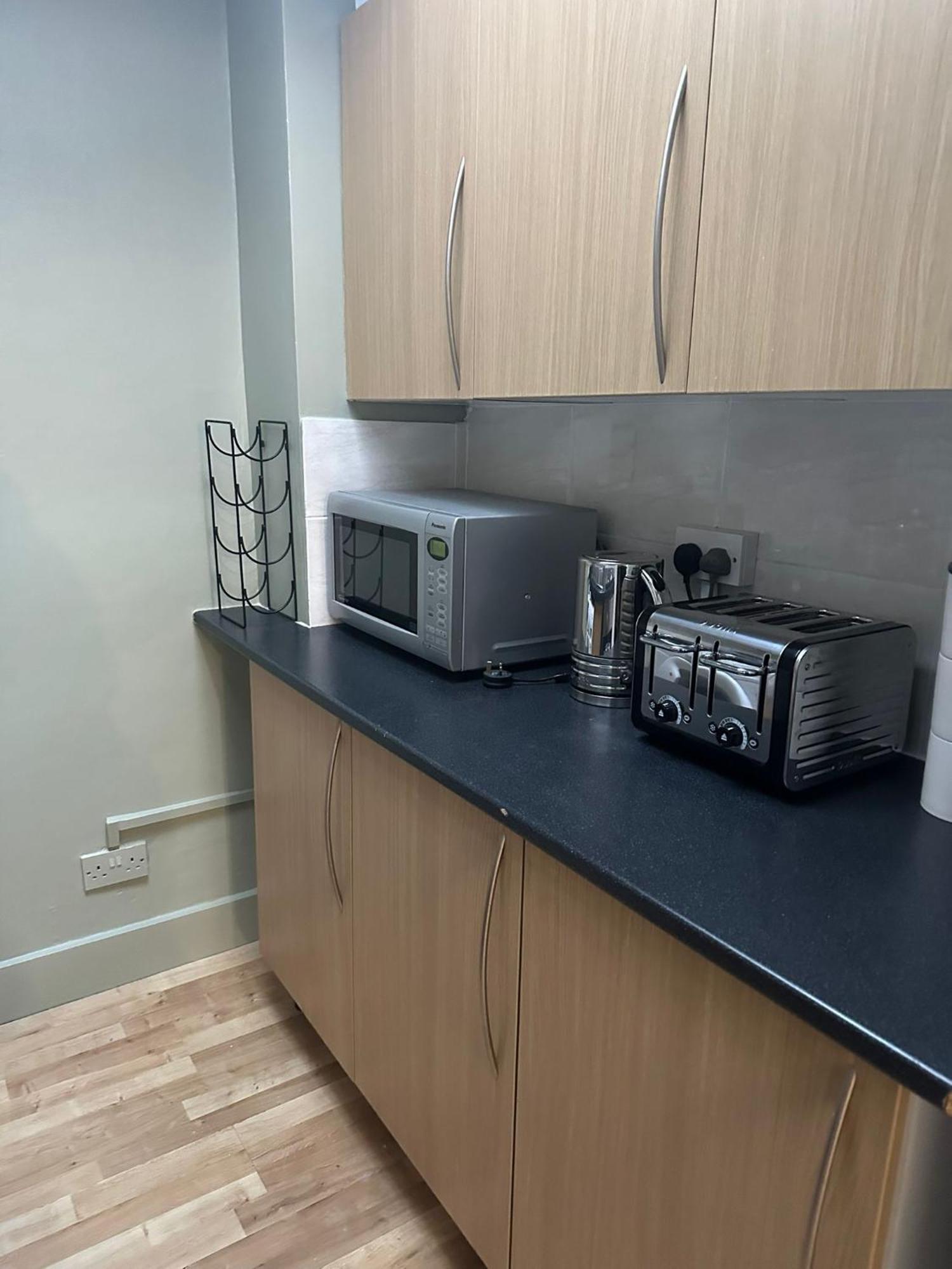 Caledonian 2-br Saver's Flat Londen