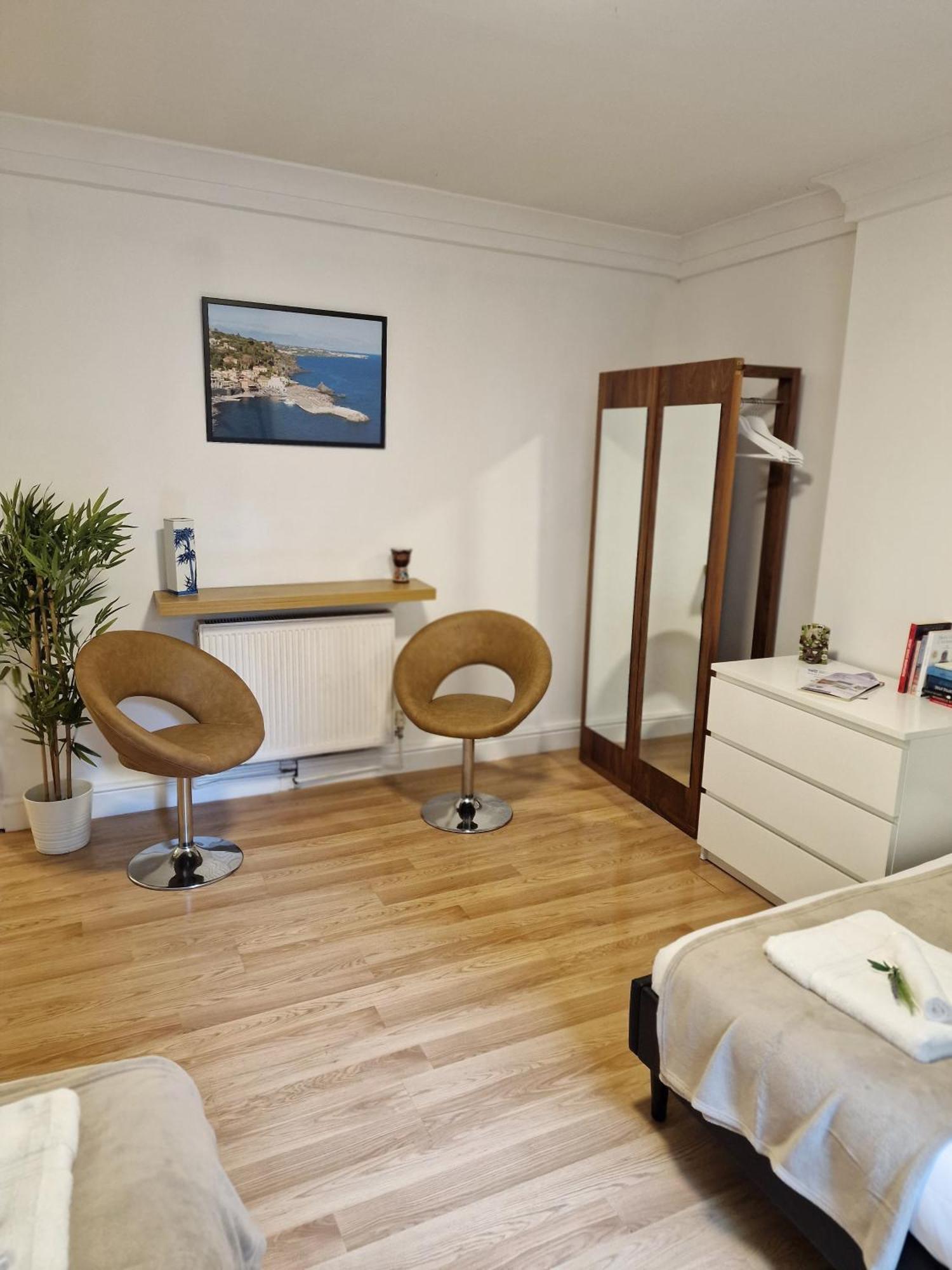 Charming 2 Bedrooms Flat For 6 In King's Cross * London