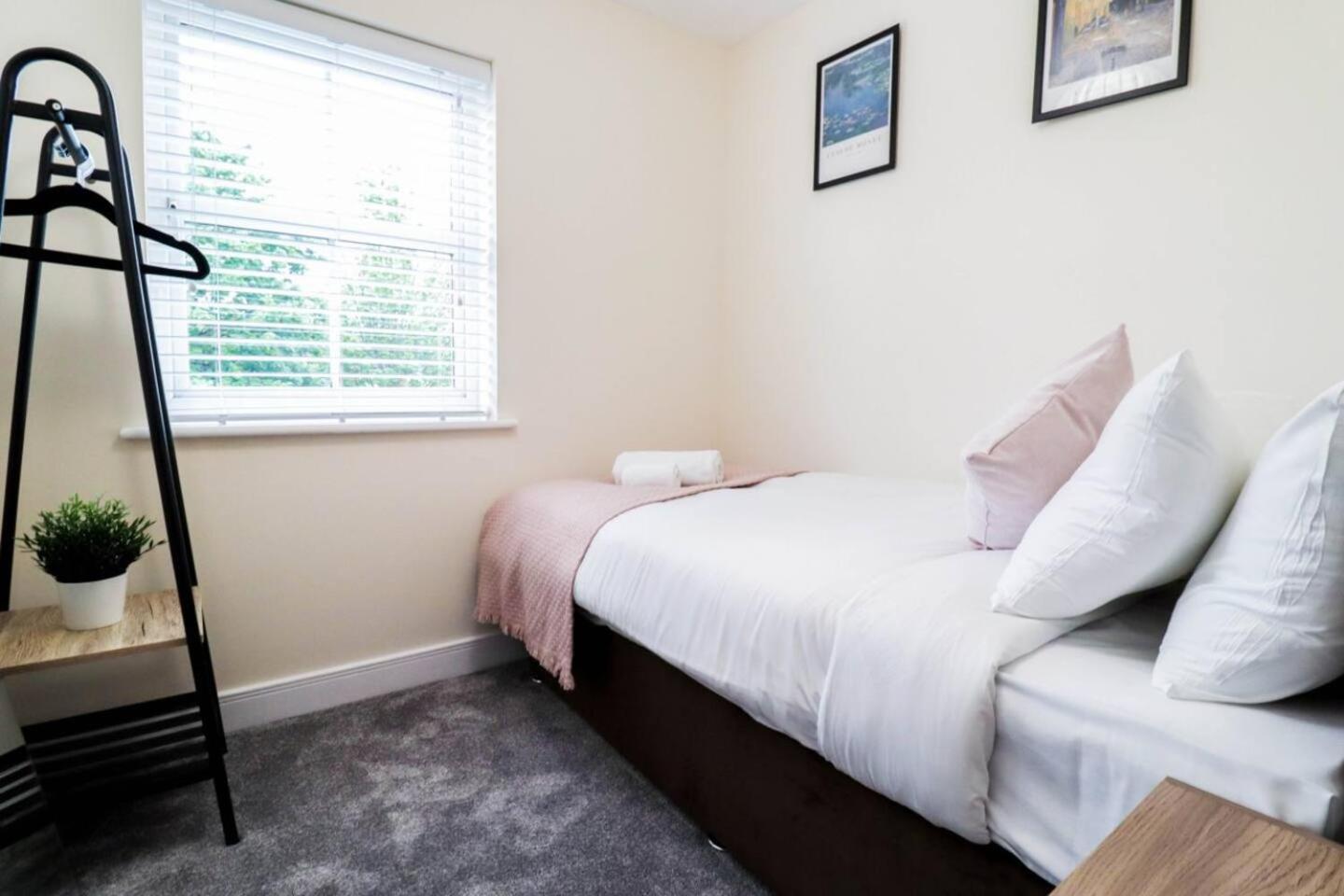 Ferienhaus 3br House With Parking Near Iron Pier Thames River London