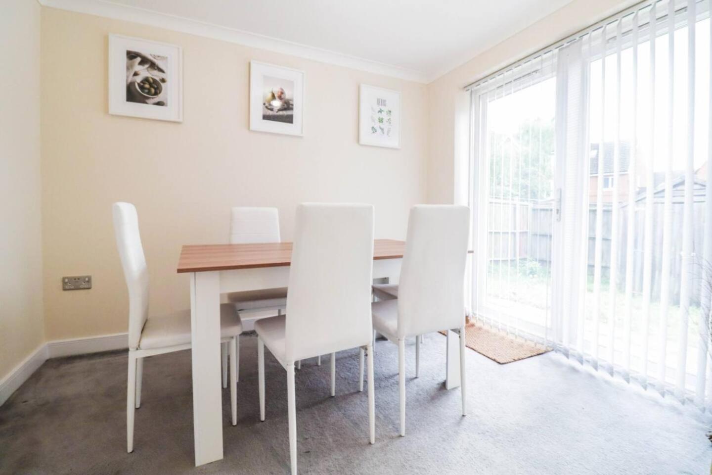 Ferienhaus 3br House With Parking Near Iron Pier Thames River *