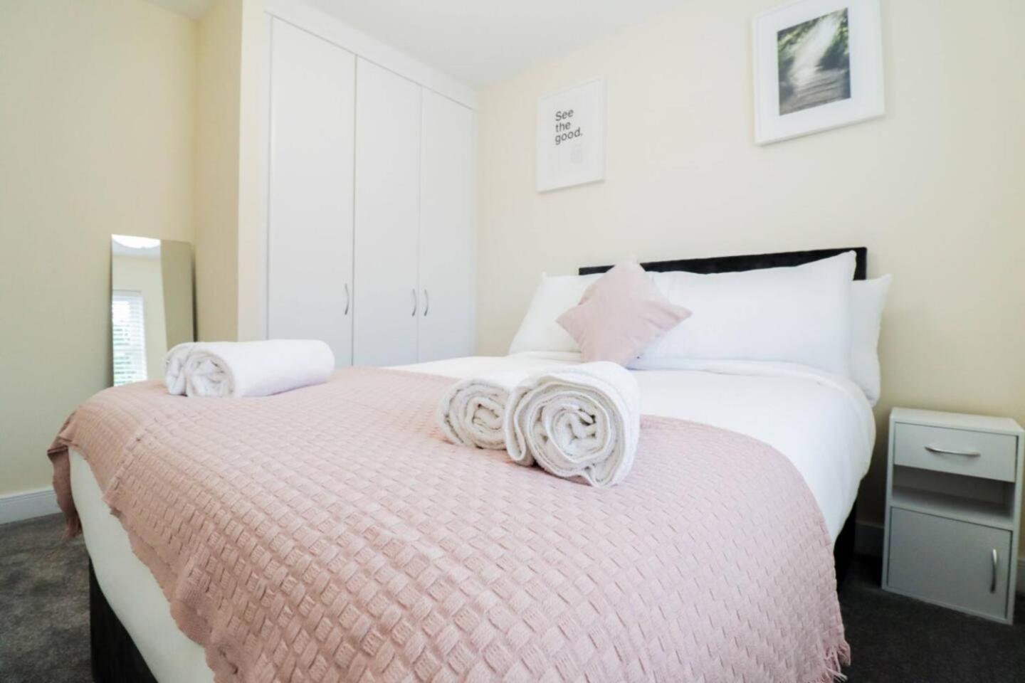 Ferienhaus 3br House With Parking Near Iron Pier Thames River London