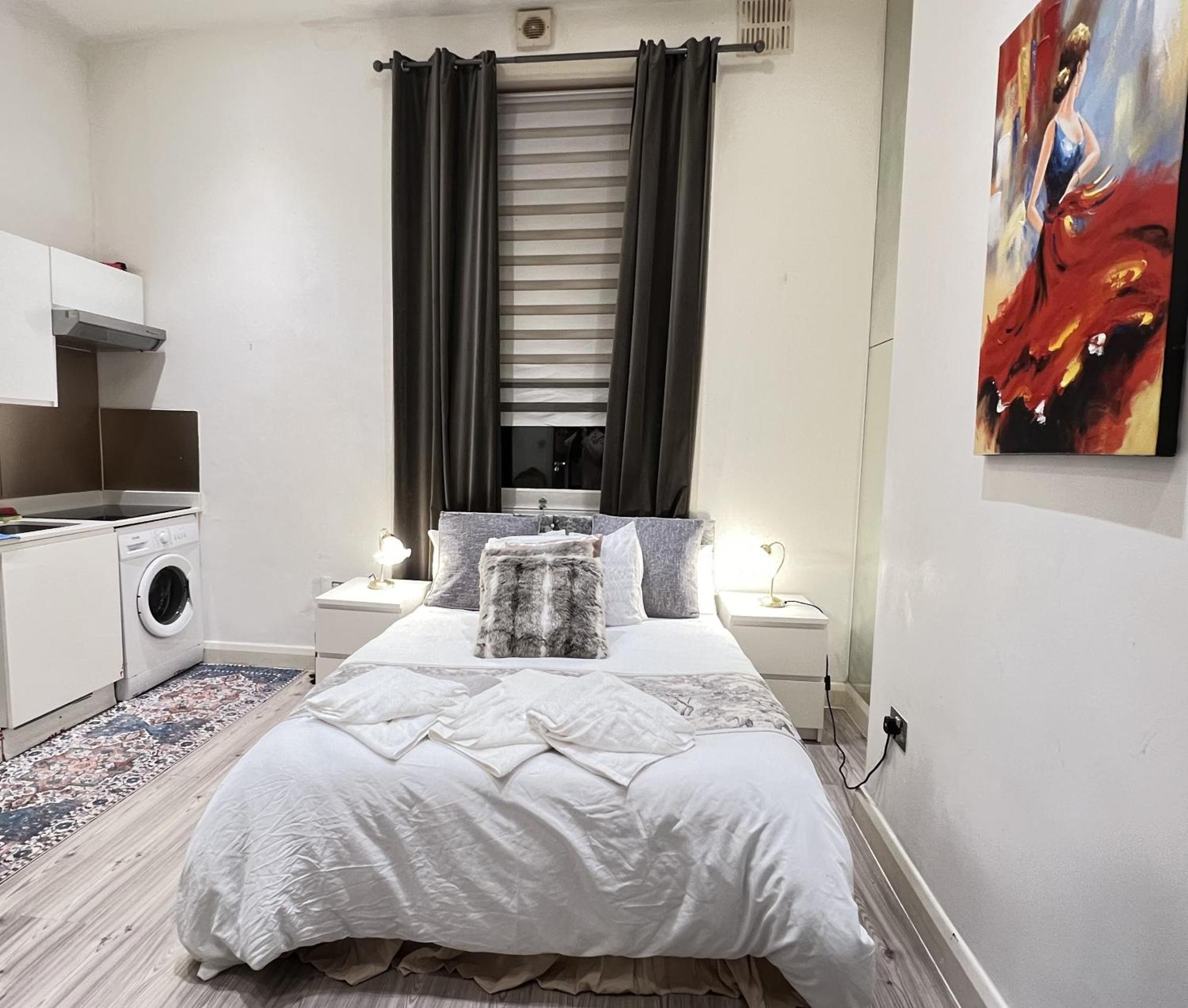 For Three Apartment *