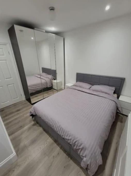 Leilighet Modern Flat Next To Westfield *