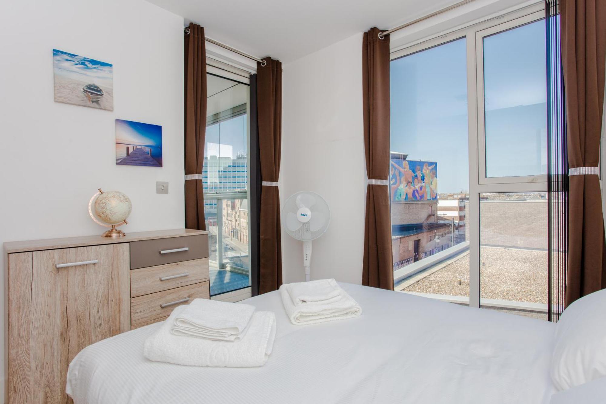 Brand New 2 Bedroom 2 Bath Flat At Brixton Station And O2 For Max 8 Guests London