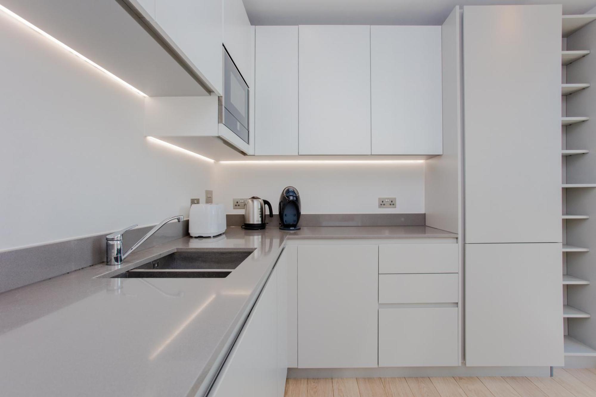 Brand New 2 Bedroom 2 Bath Flat At Brixton Station And O2 For Max 8 Guests Apartment *