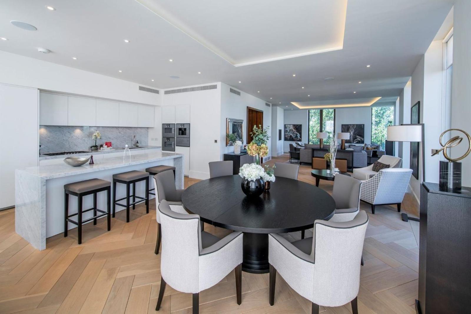Lovely 3 Bedroom Westminster Apartment