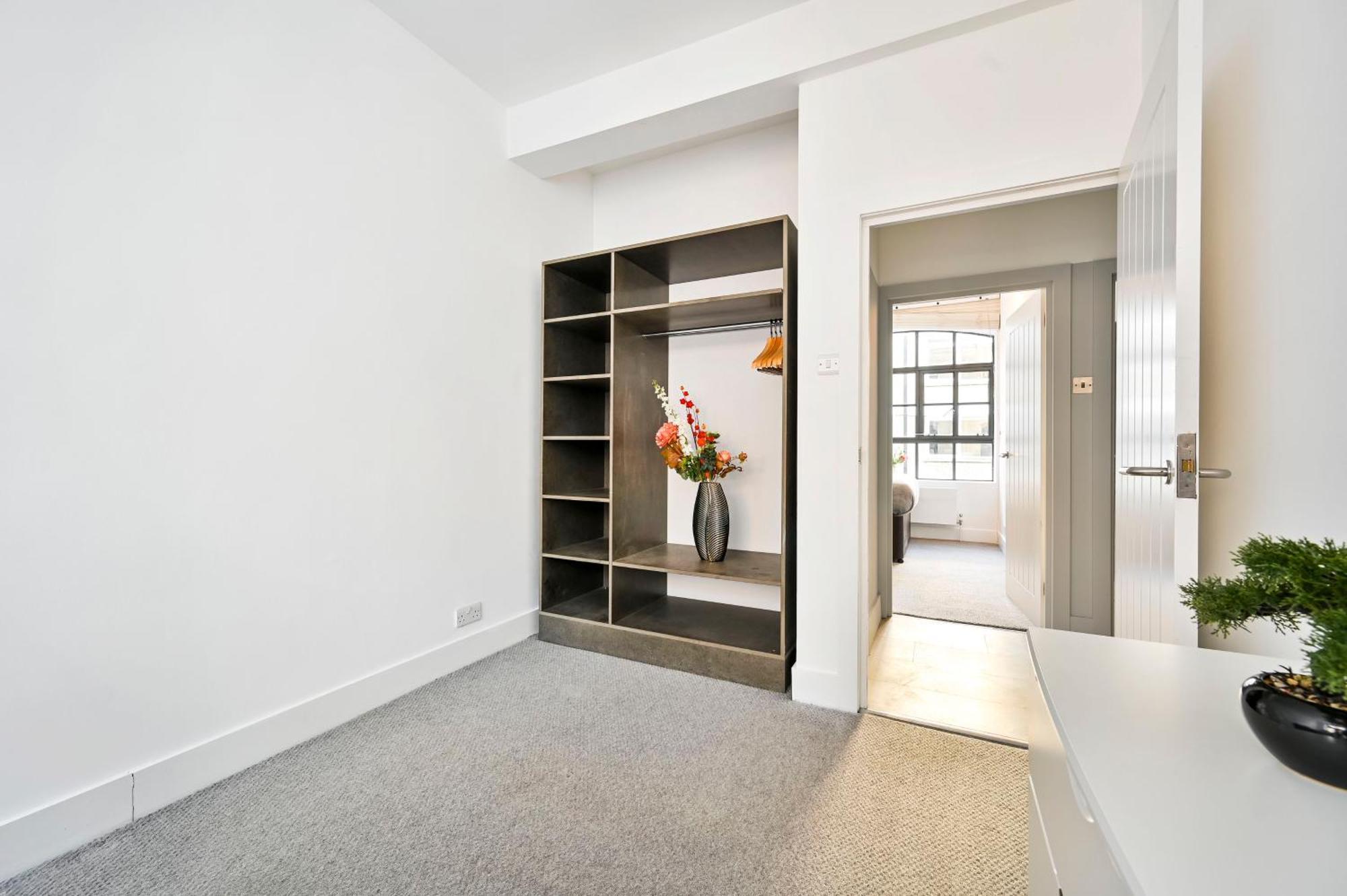 Farringdon Comfortable 3 Bed Apartment *