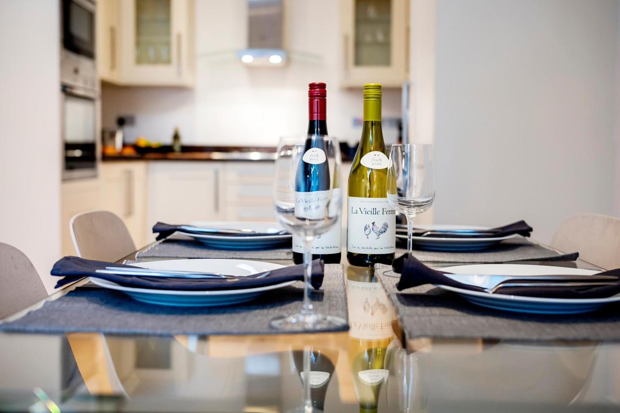 Leilighet 2 Bedr, 3 Beds, 2 Bath Covent Garden 3-min Subway London