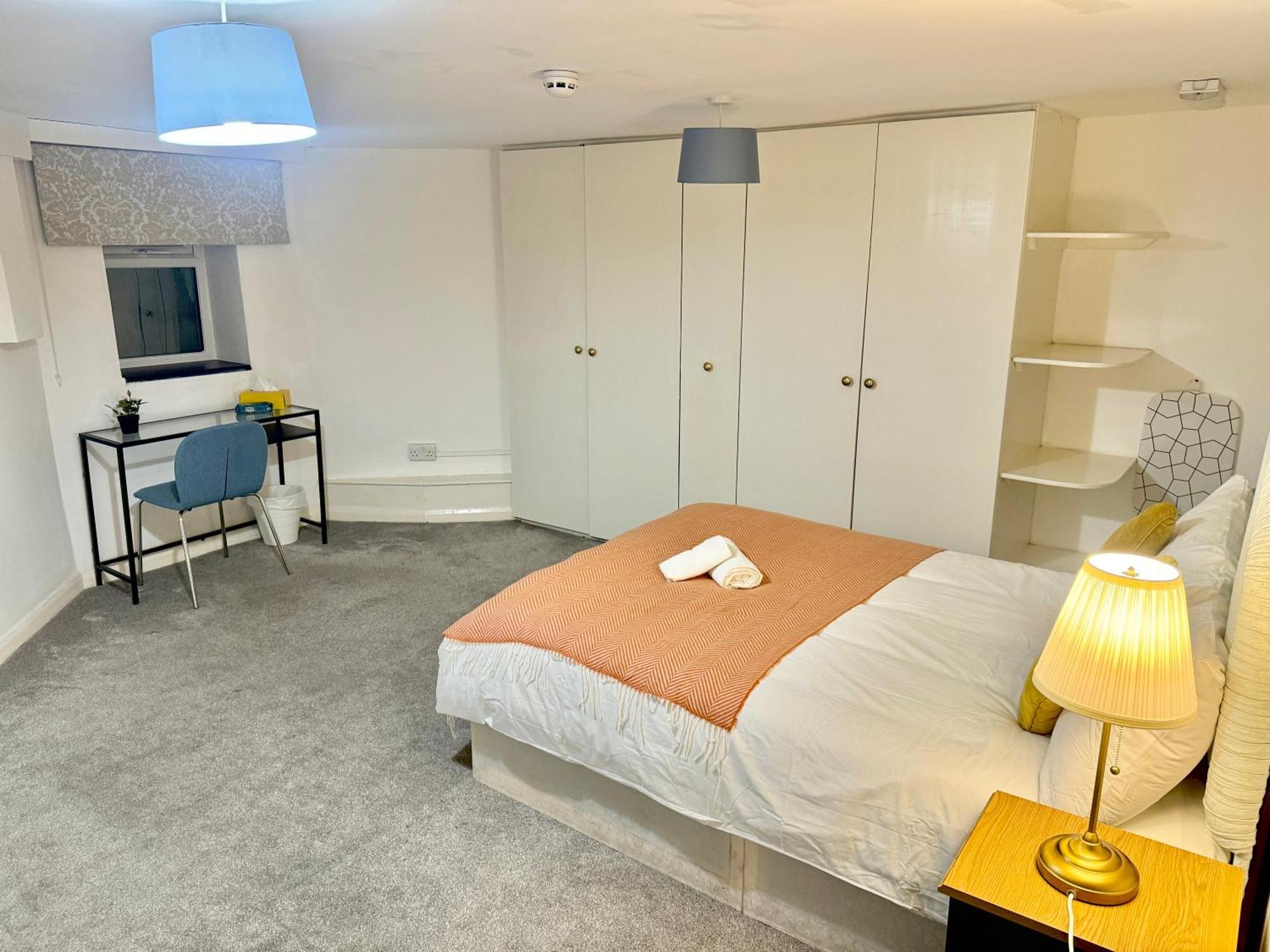 Private Bedrooms In Finsbury Park Station Habitación en casa particular Londres