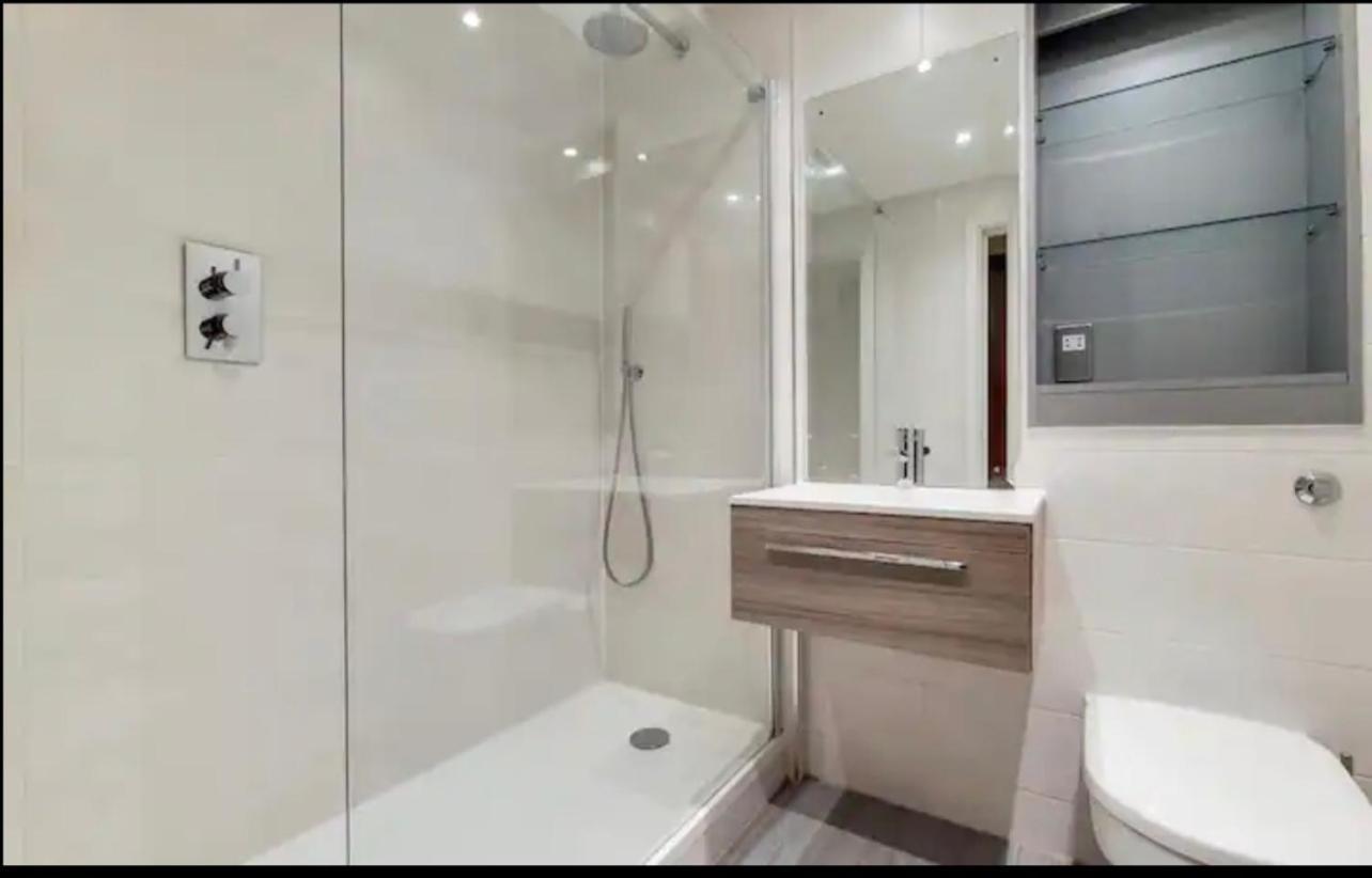Luxury Riverside Apartamento *