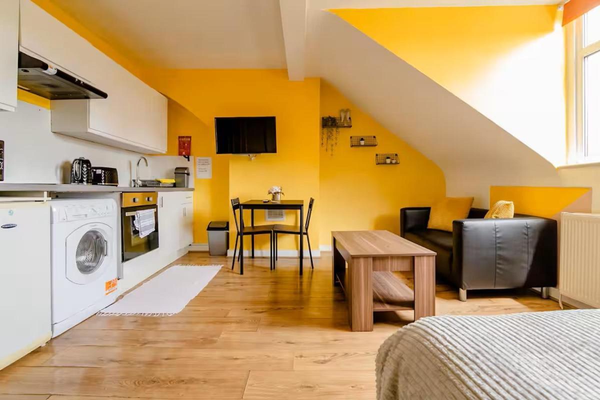 Comfortable In Seven Sisters, Gasthuis Londen