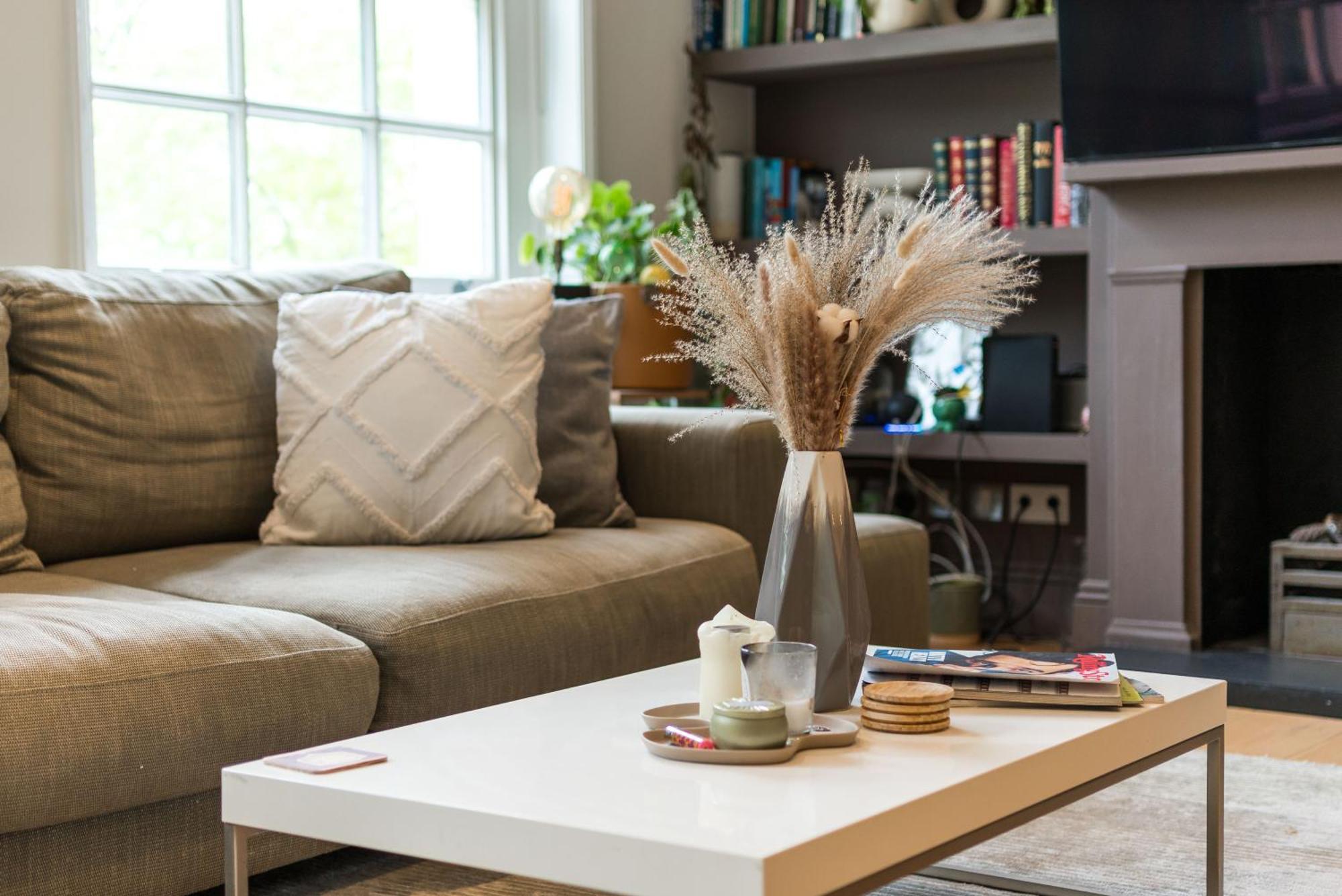 Marvelous 2 Bedroom Notting Hill Apartment *