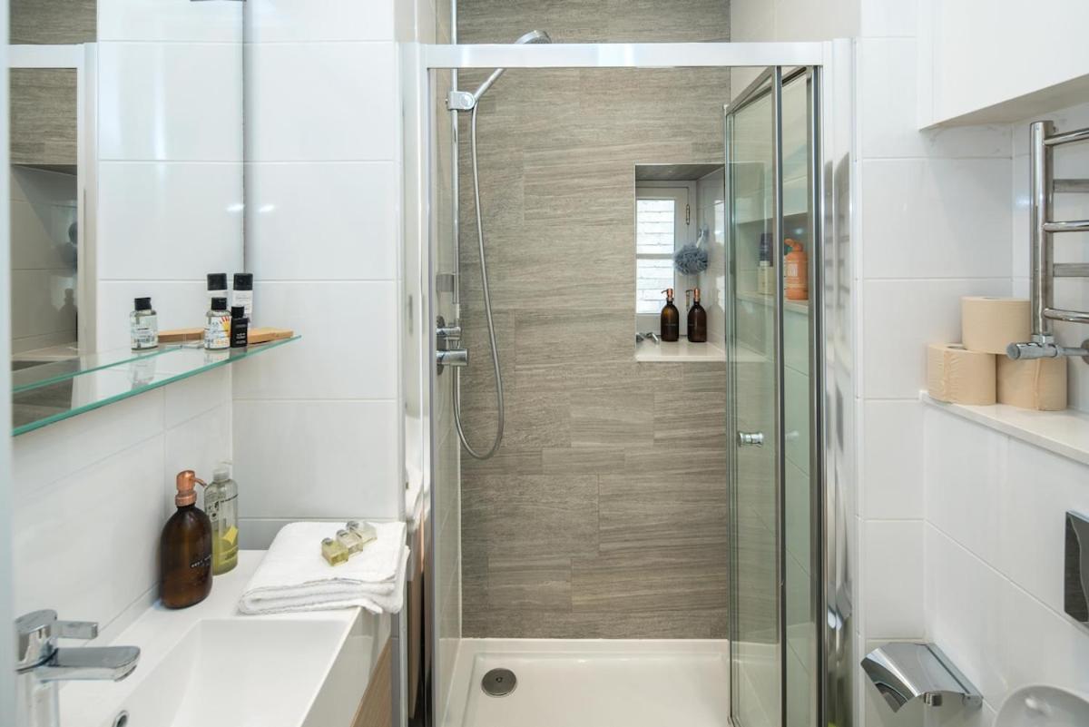 Marvelous 2 Bedroom Notting Hill *