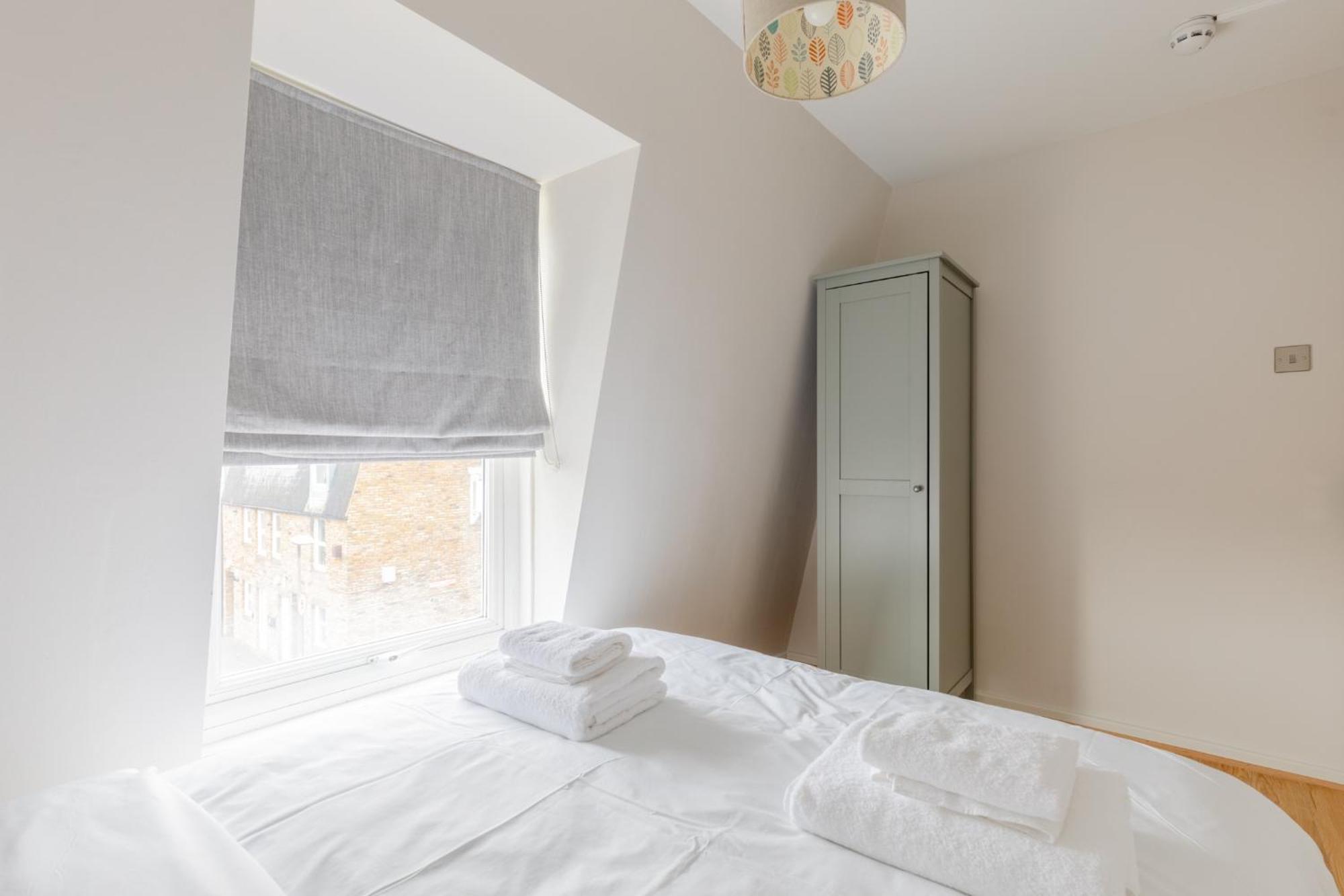 Appartement Cosy 4bd Flat In Stockwell With Private Patio Londen