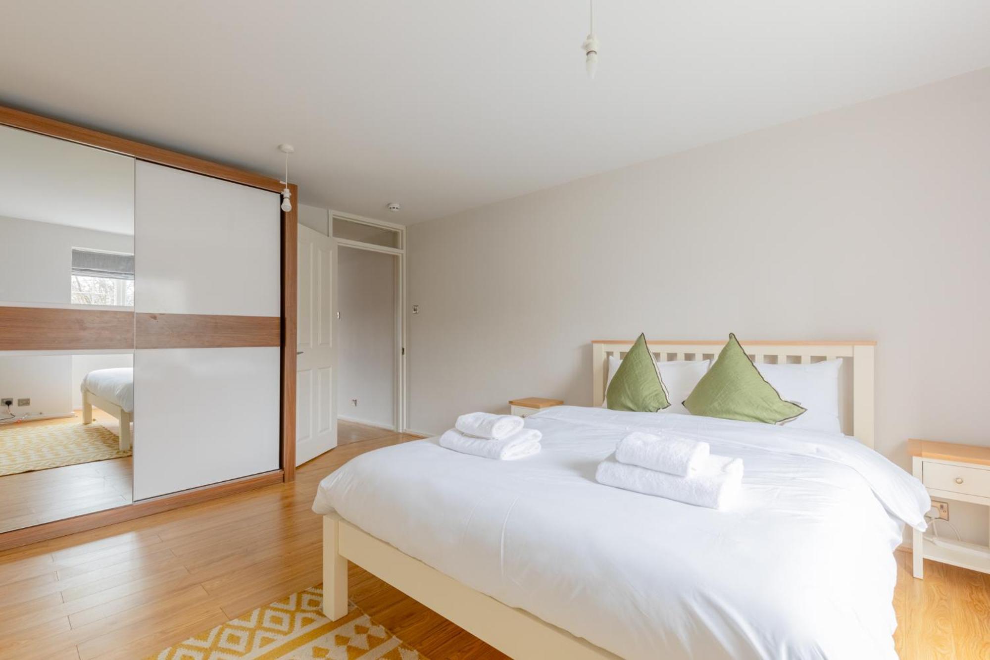 Cosy 4bd Flat In Stockwell With Private Patio Appartement