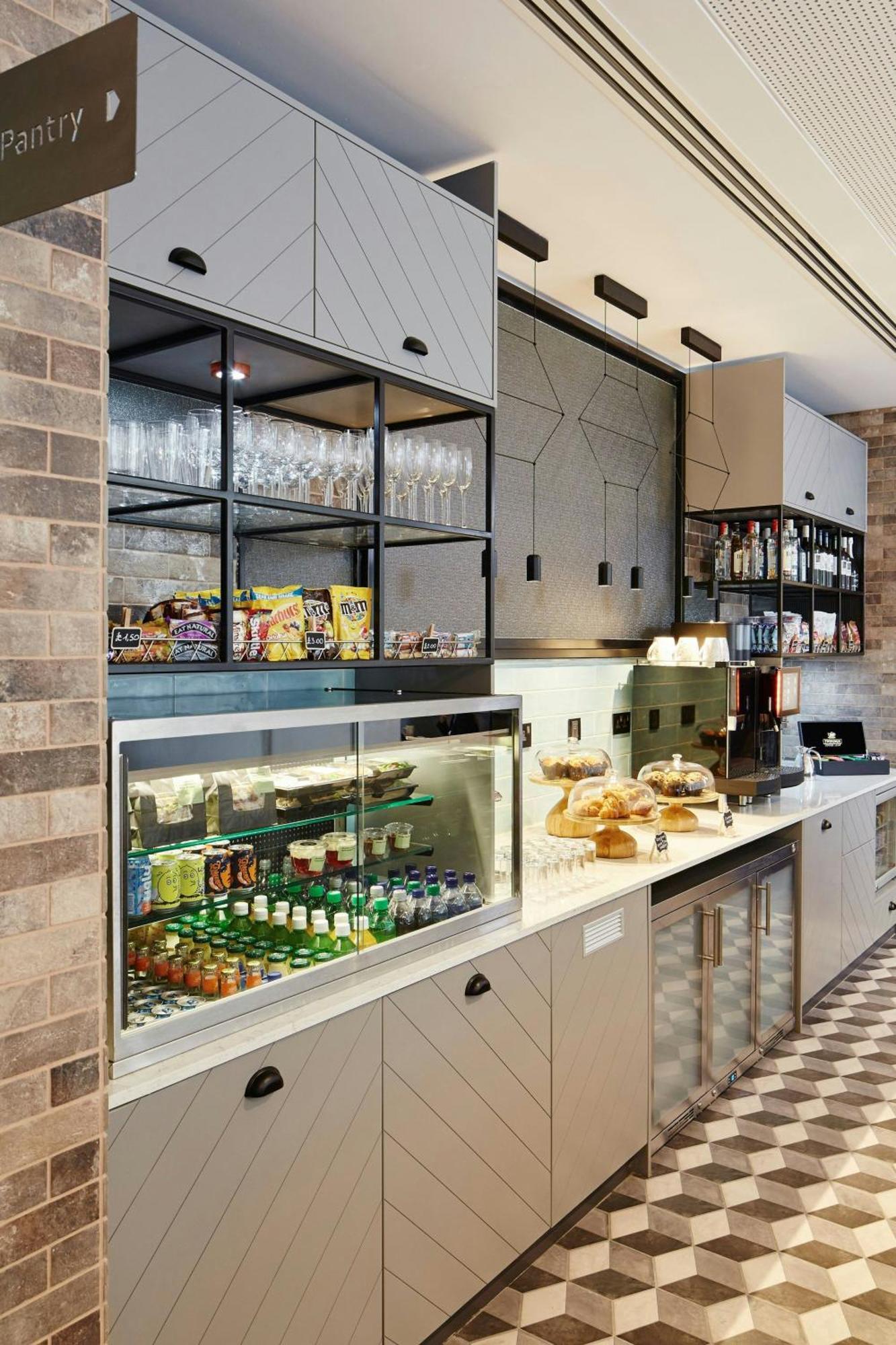 Hotel By Marriott Tower Bridge London