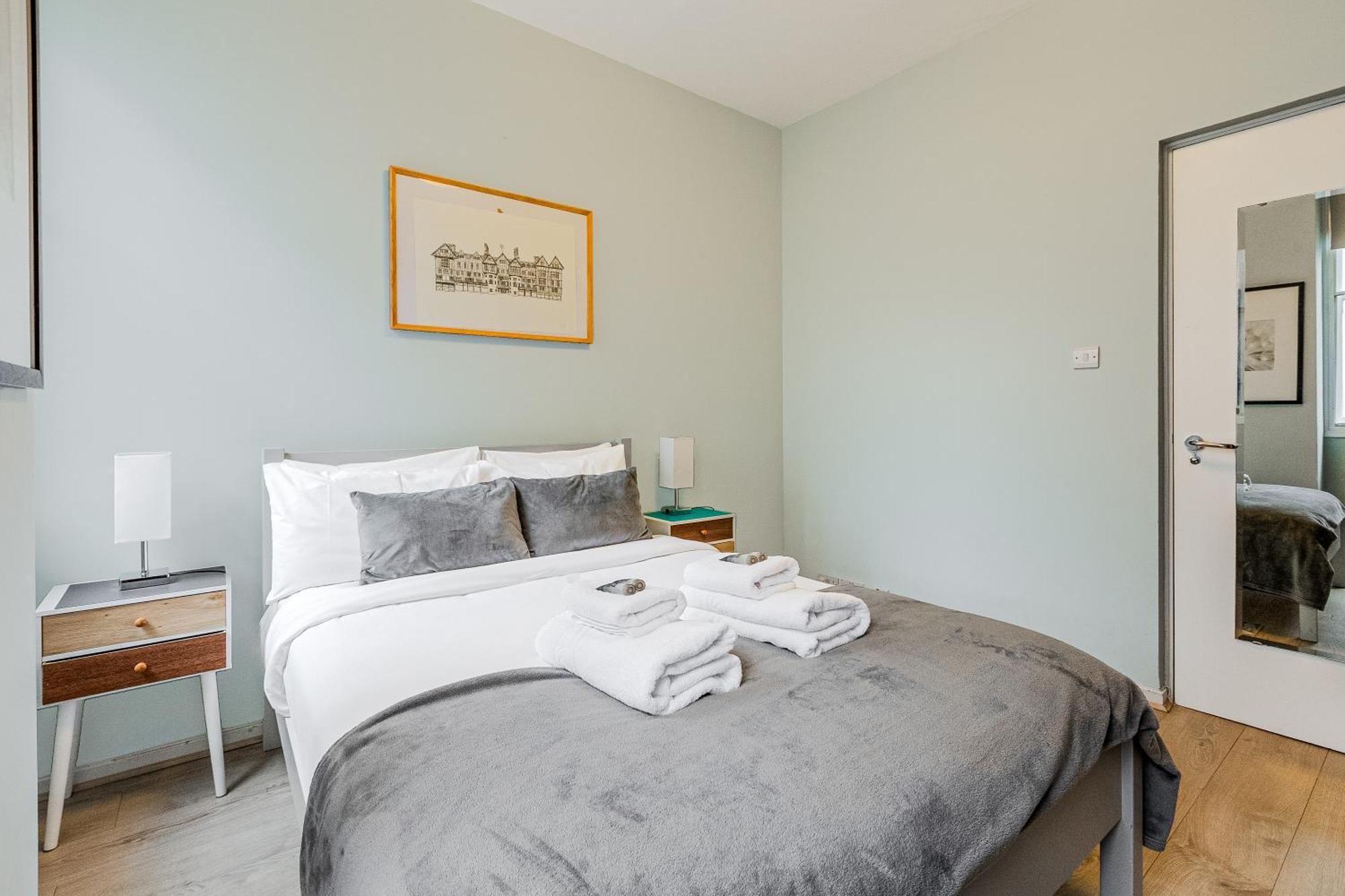 Apartment Stunning 2br Flat Btw Soho & Covent Garden *