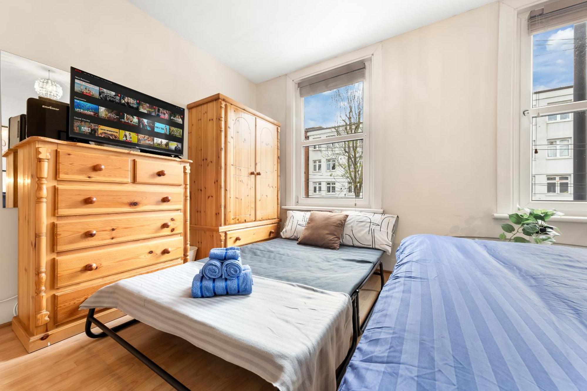 Lords Guest house London