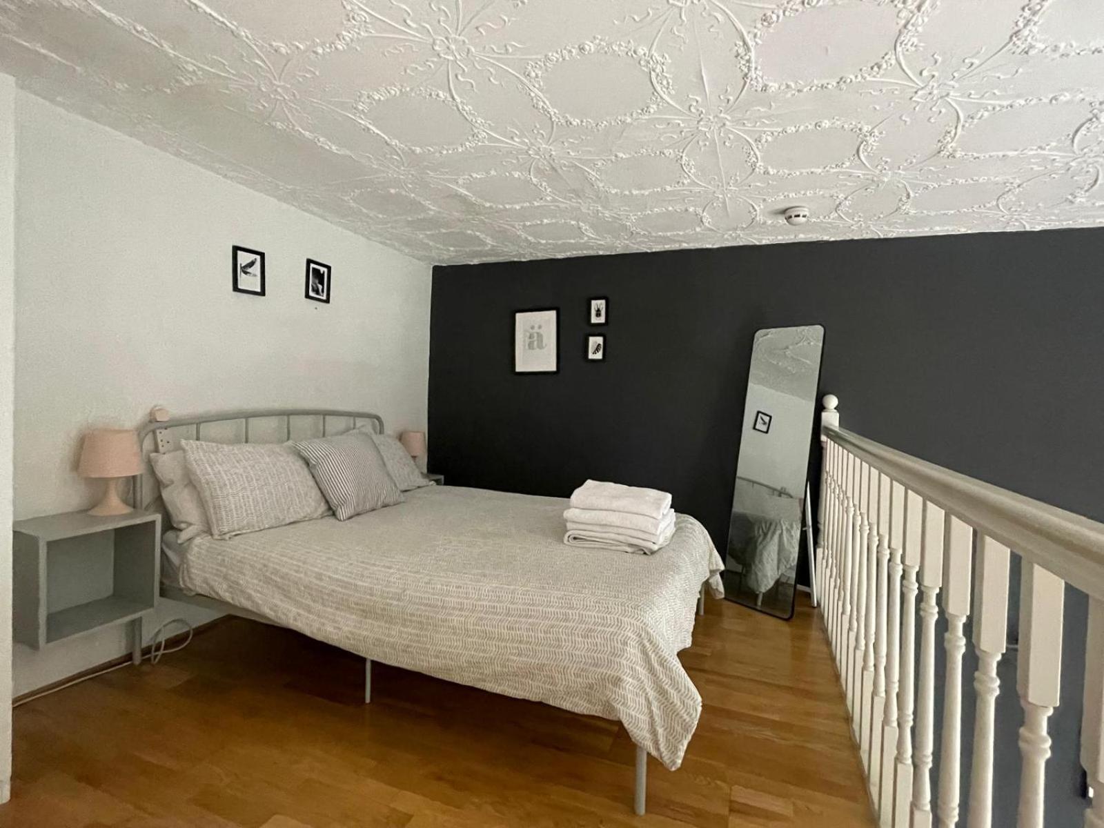 Duplex By Hyde Park - 9 Apartment