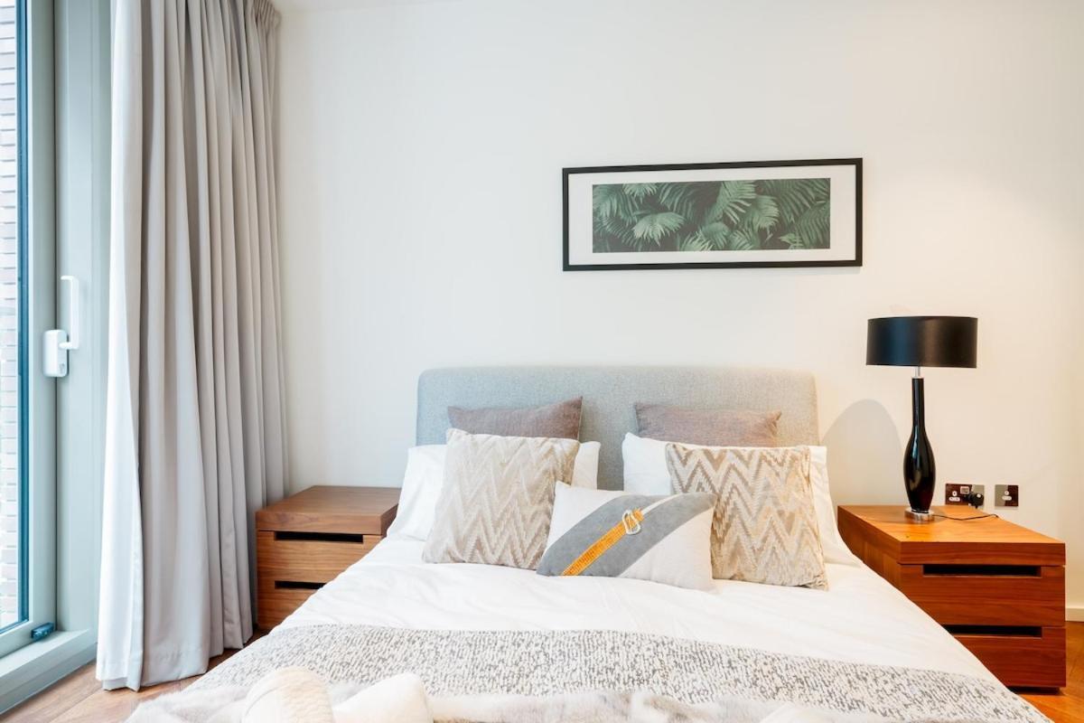 Luxury 2brs Maisonette Near Battersea Power * London