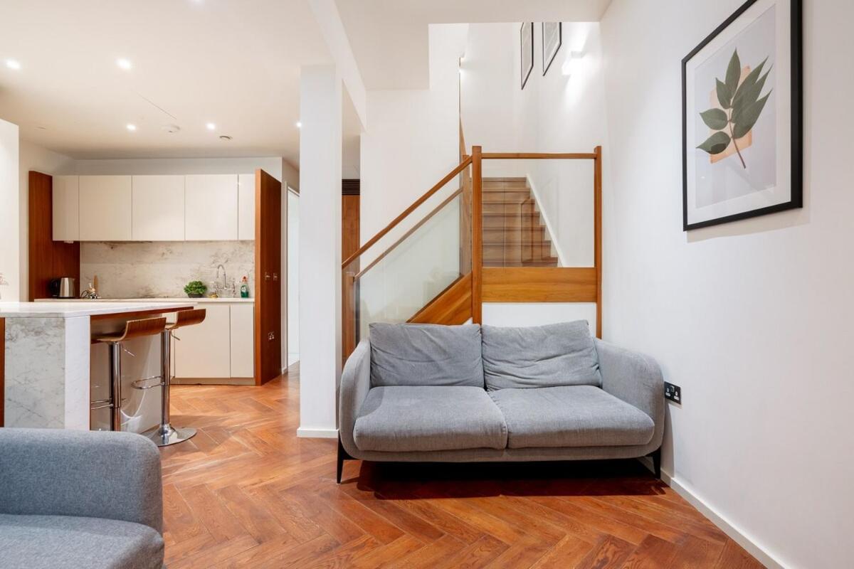 Luxury 2brs Maisonette Near Battersea Power Apartment London
