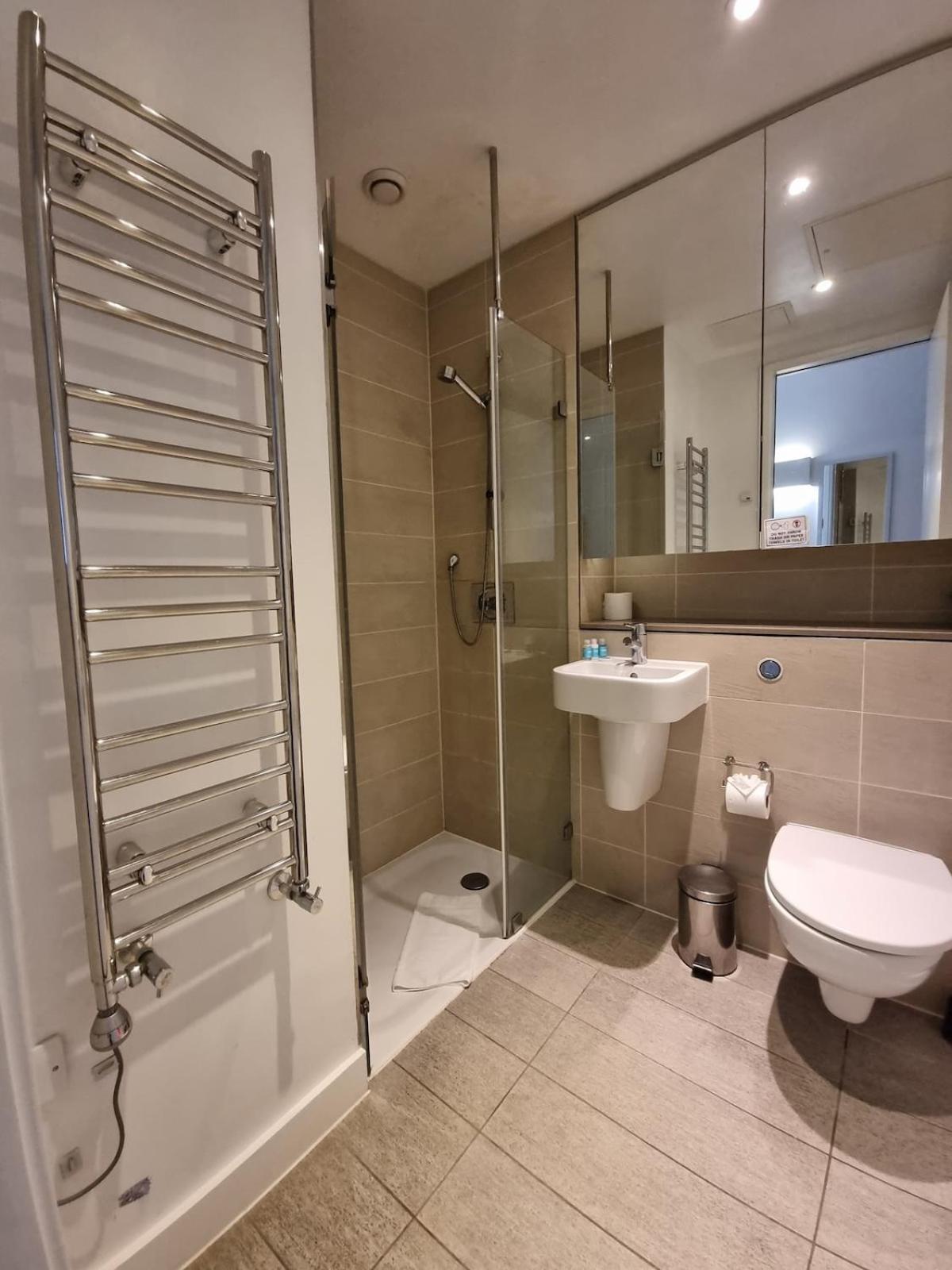 Cosy Right At Liverpool Street Station! London