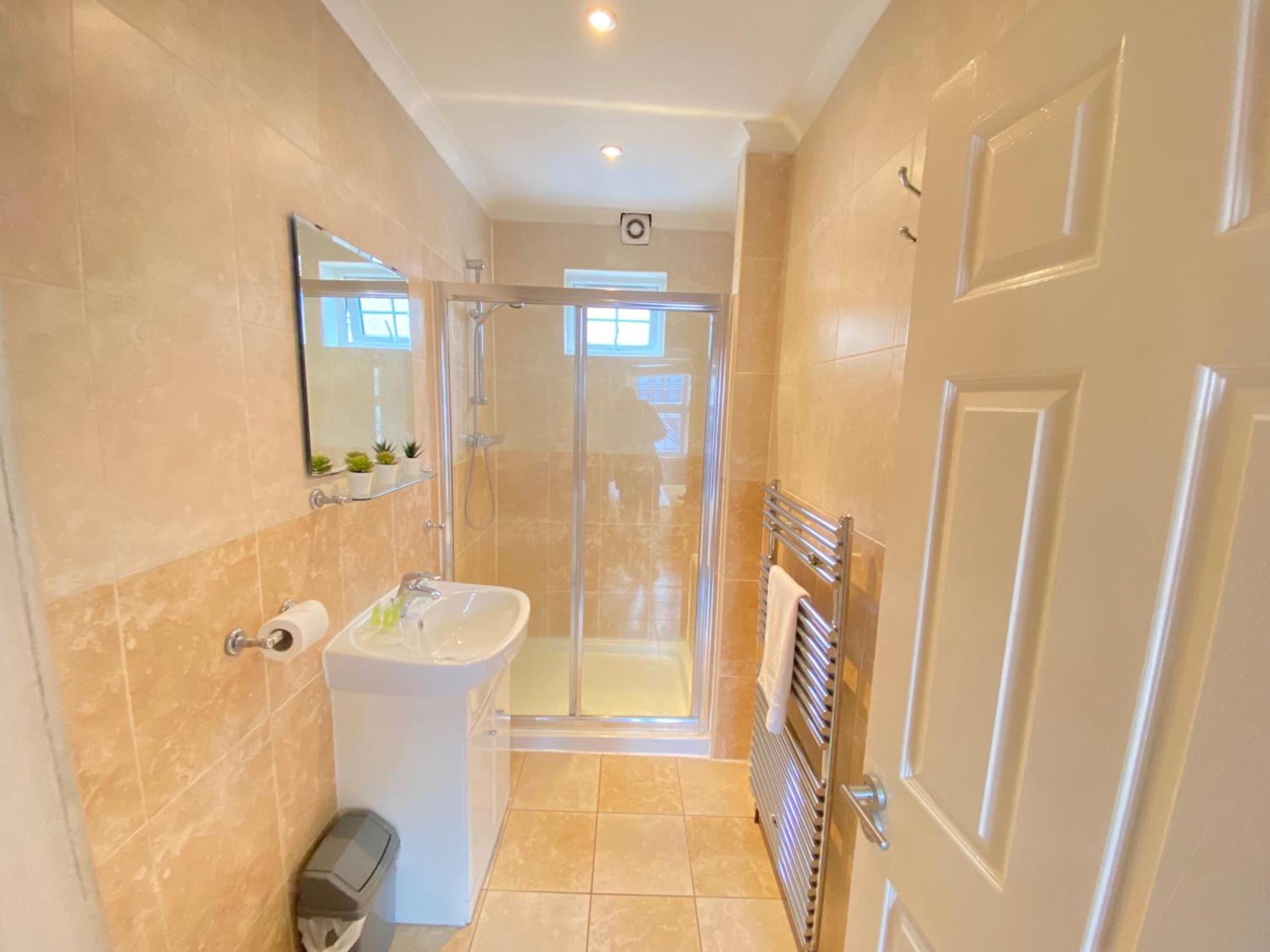 Stunning 1-bed In Apartment London
