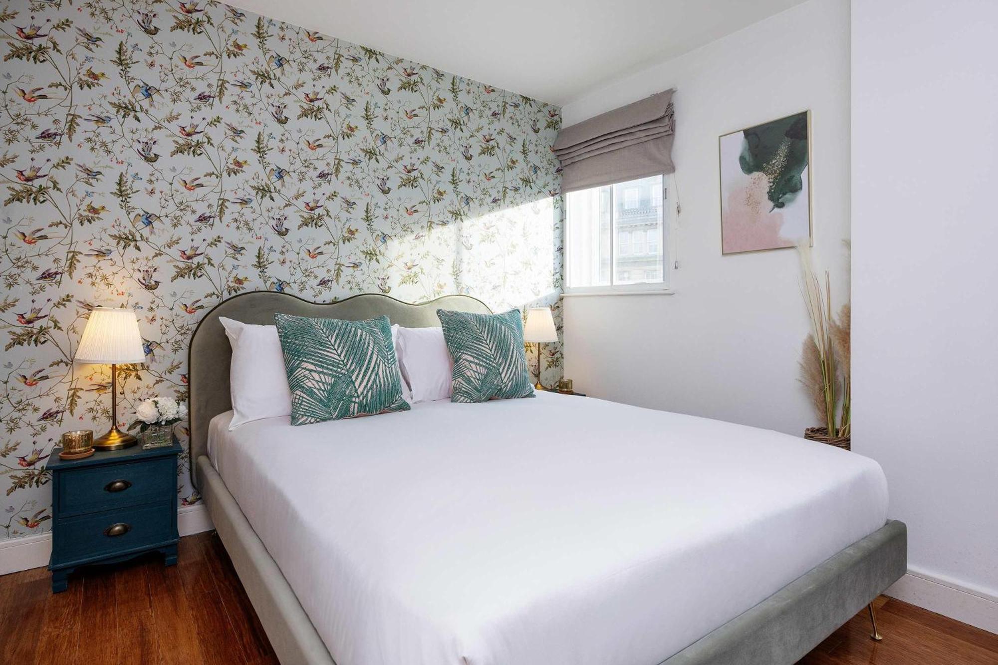 Veeve - The Westbourne Grove