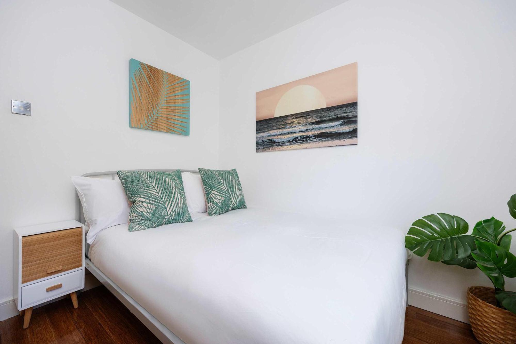 Veeve - The Westbourne Grove * London