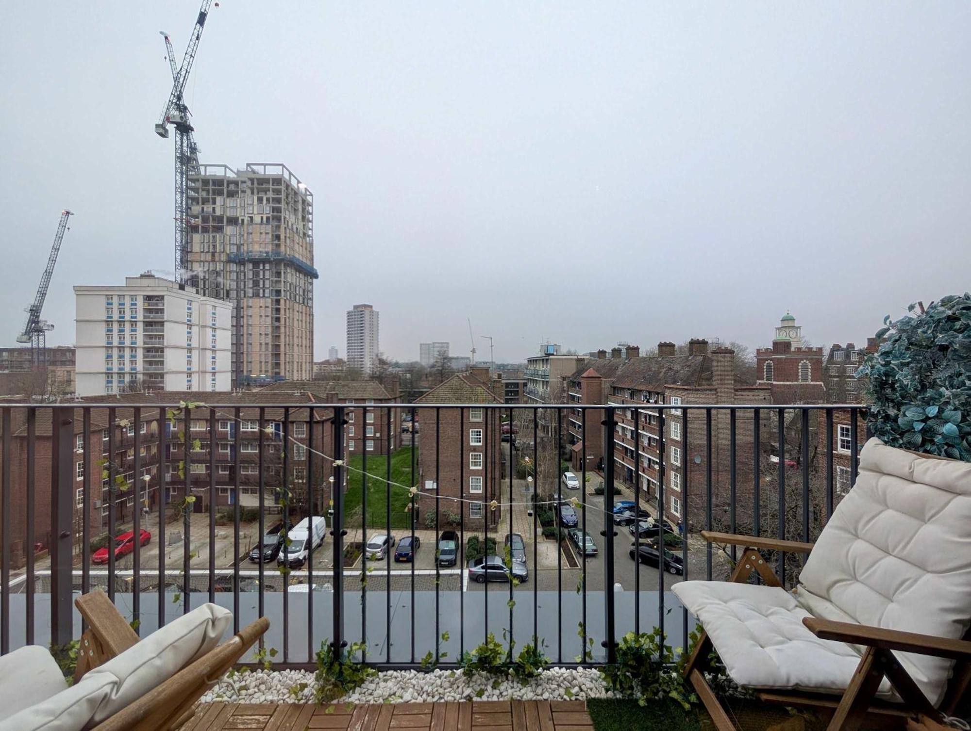 Apartamento Charming Flat With Balcony In Londres