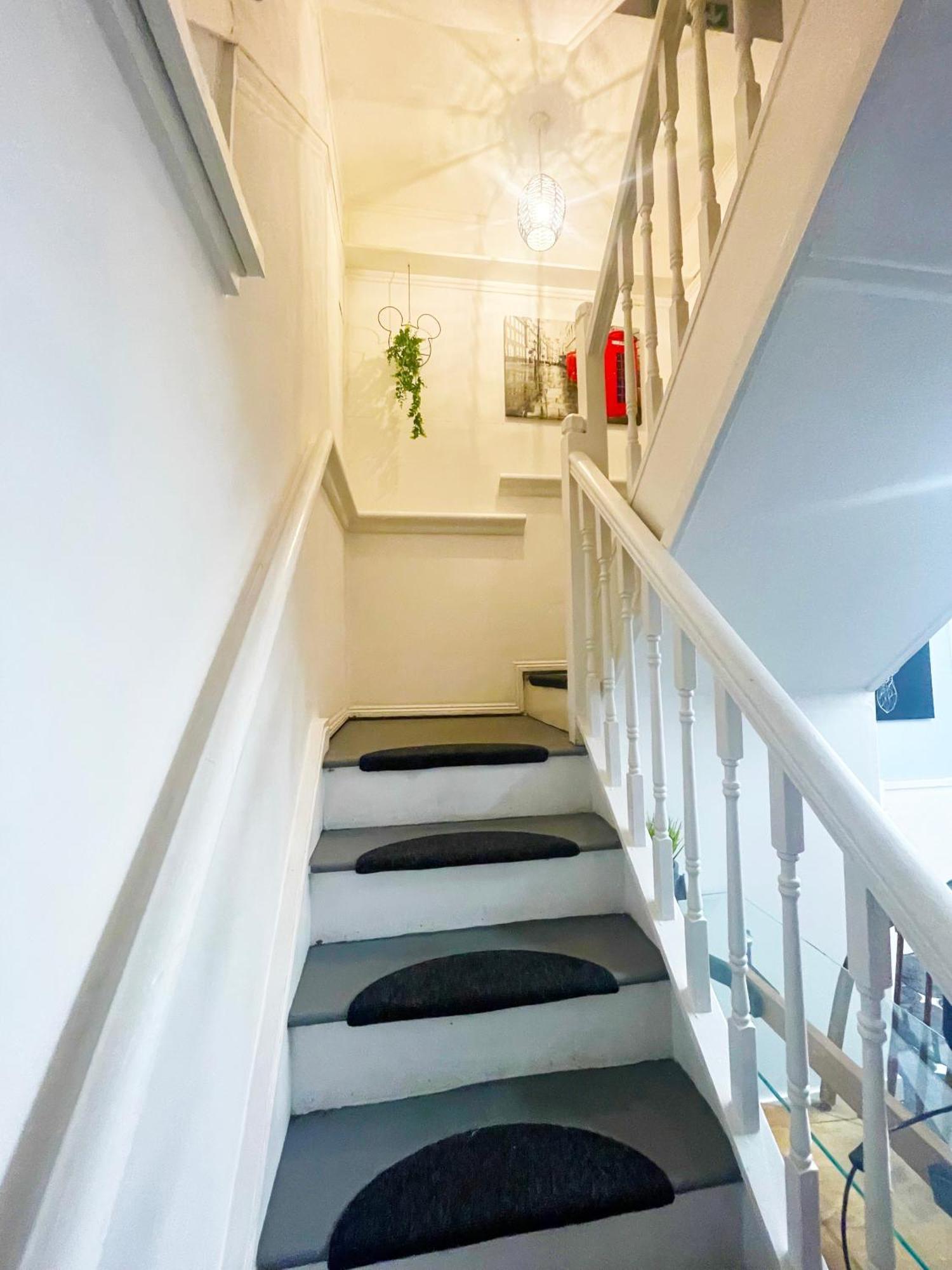 Brixton/oval House London