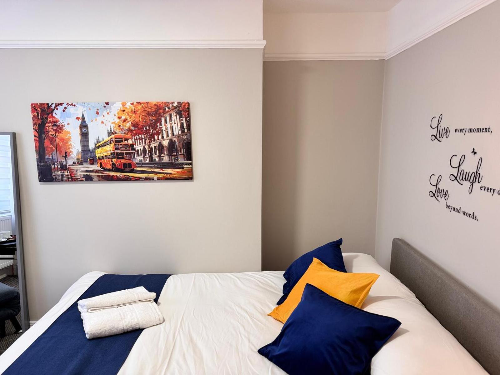 Luxury And Stylish Ensuits Londen