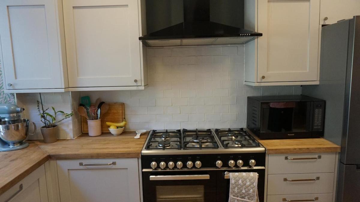 Lovely 1-bedroom Flat In Wimbledon Apartment