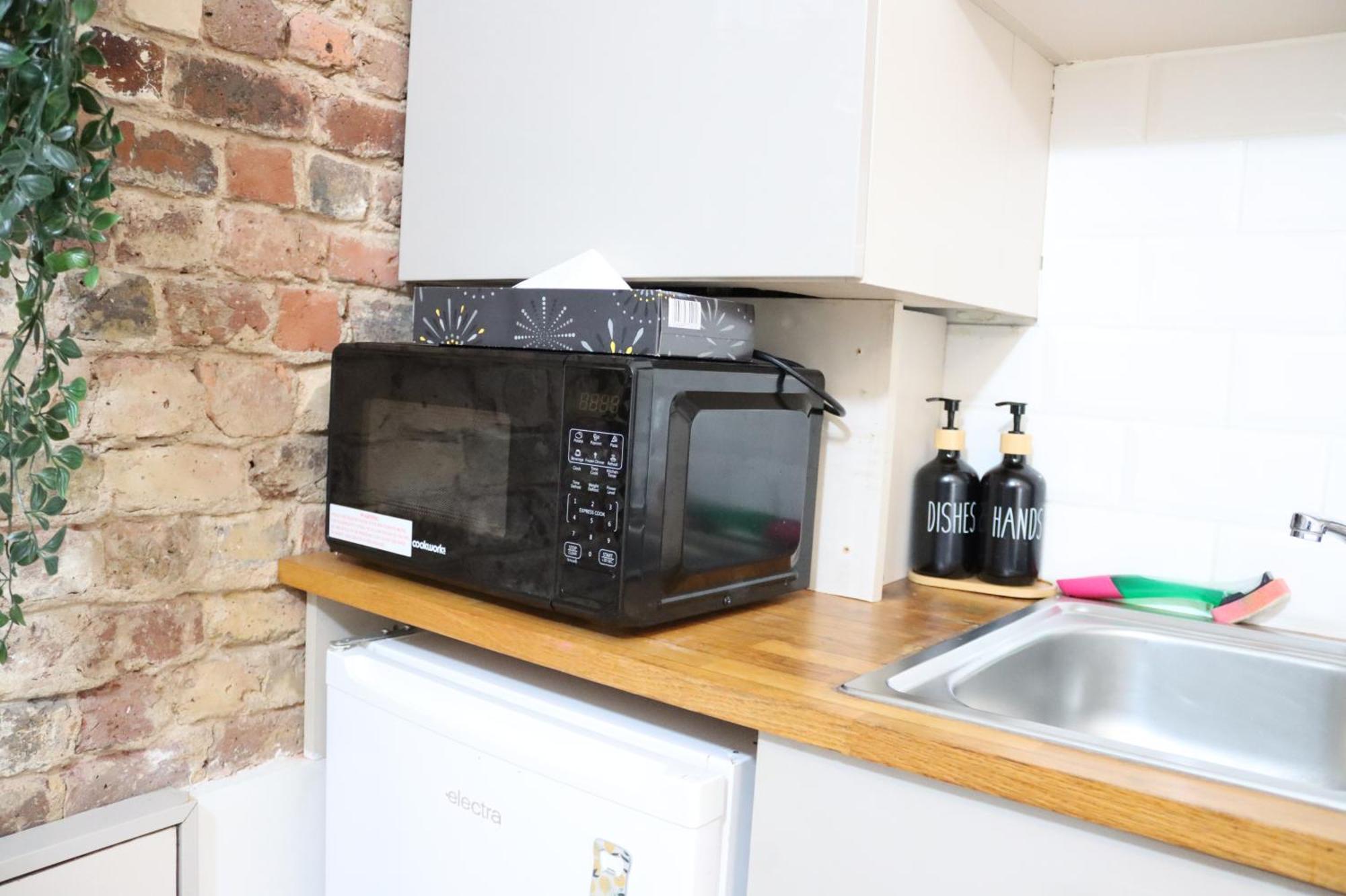 Stylish - Private Bathroom, 15mins To London! Londen