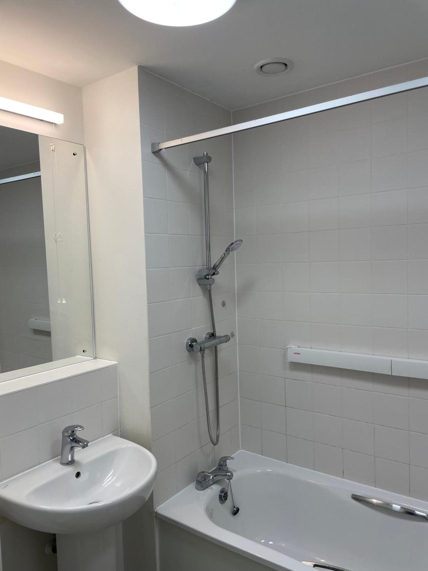 Apartamento 2br-sleeps4-parking-balcony-nearcitycentre
