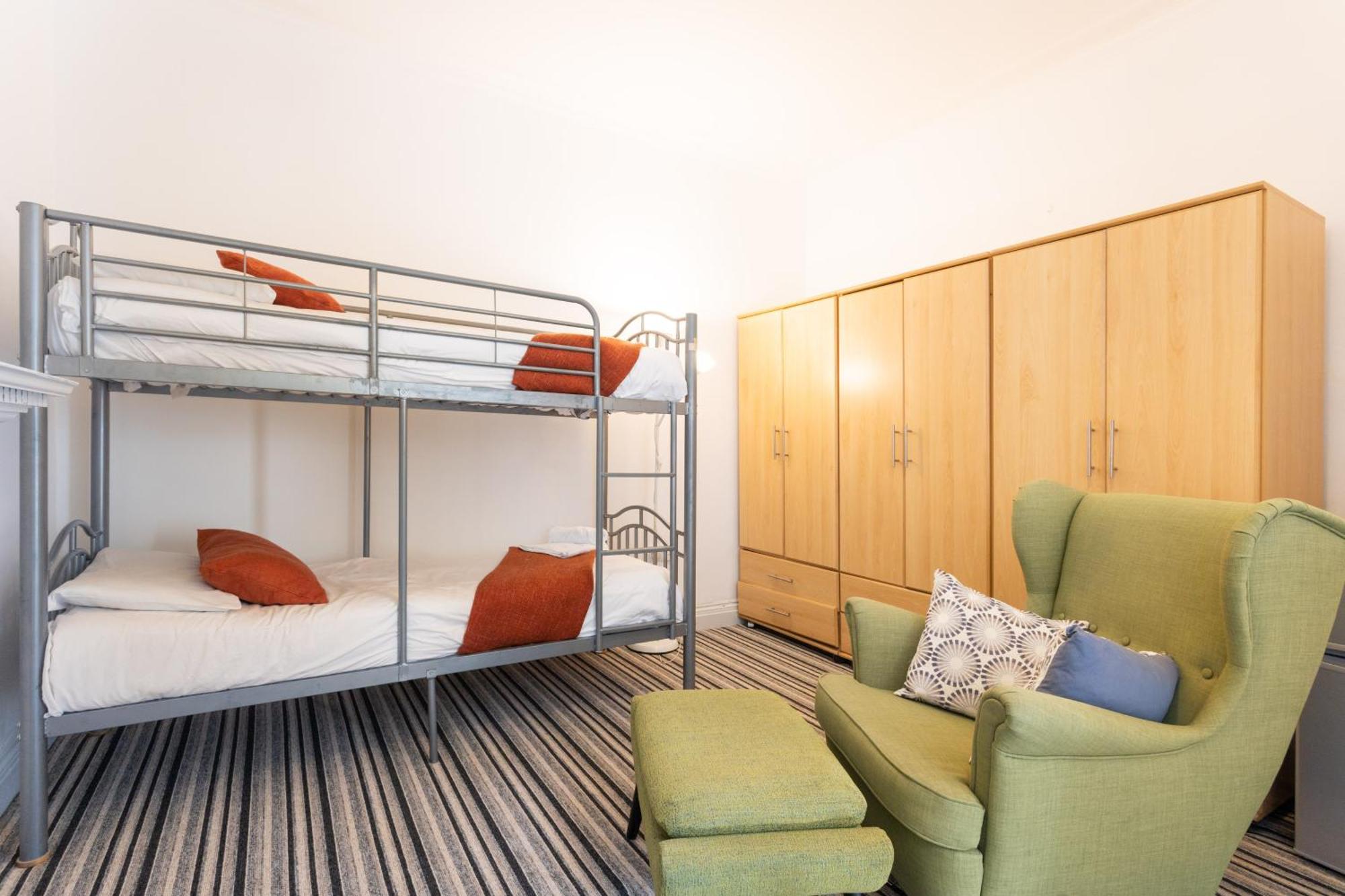 270 Earls Court Road Hostel