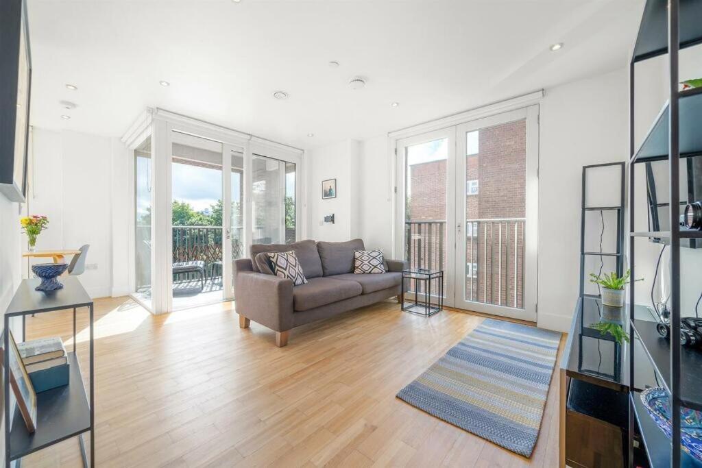 Hububb Luxury Somerset Londen