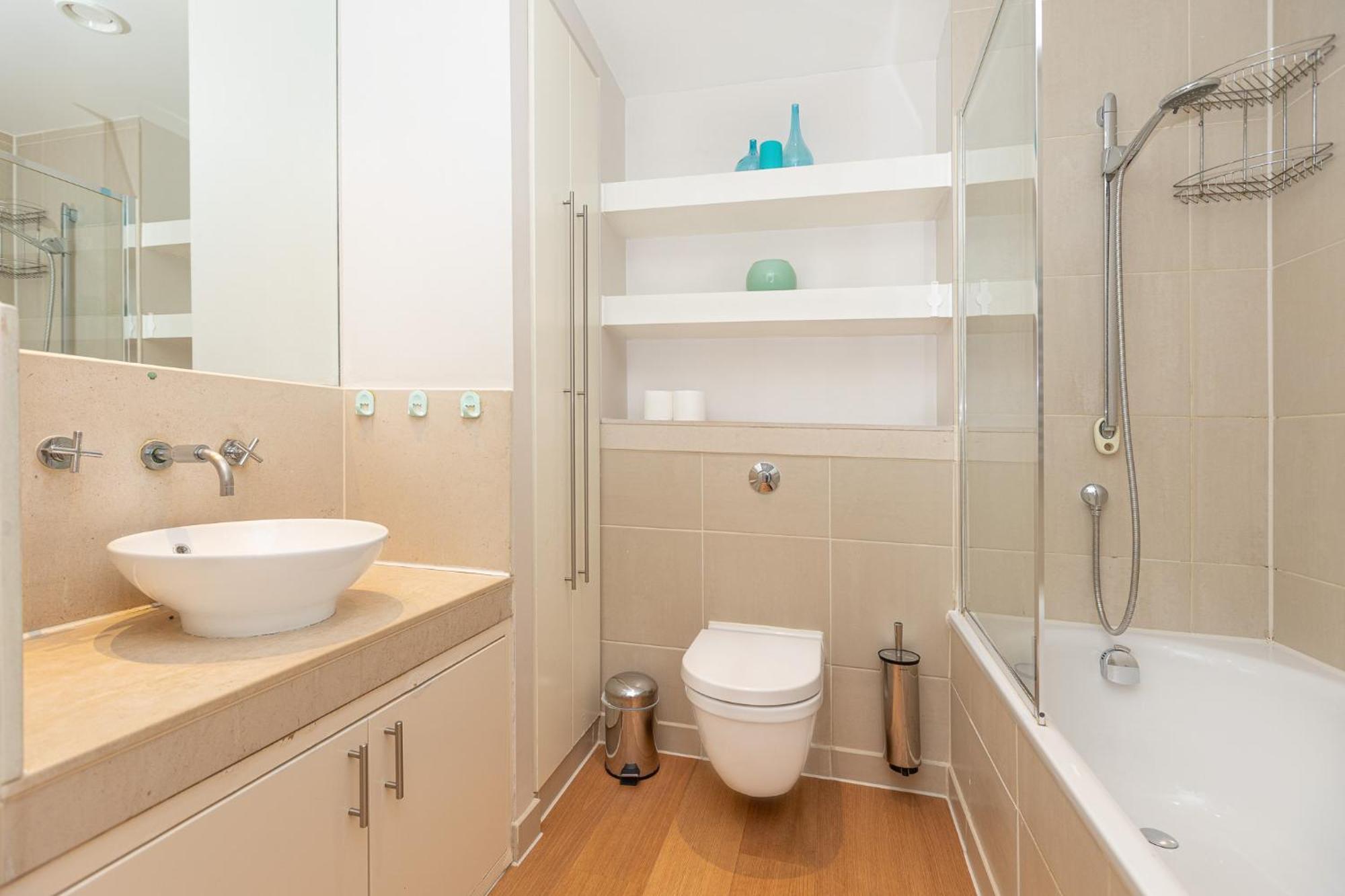 New Listing! Modern 3br, Prime Canary Wharf Apartamento
