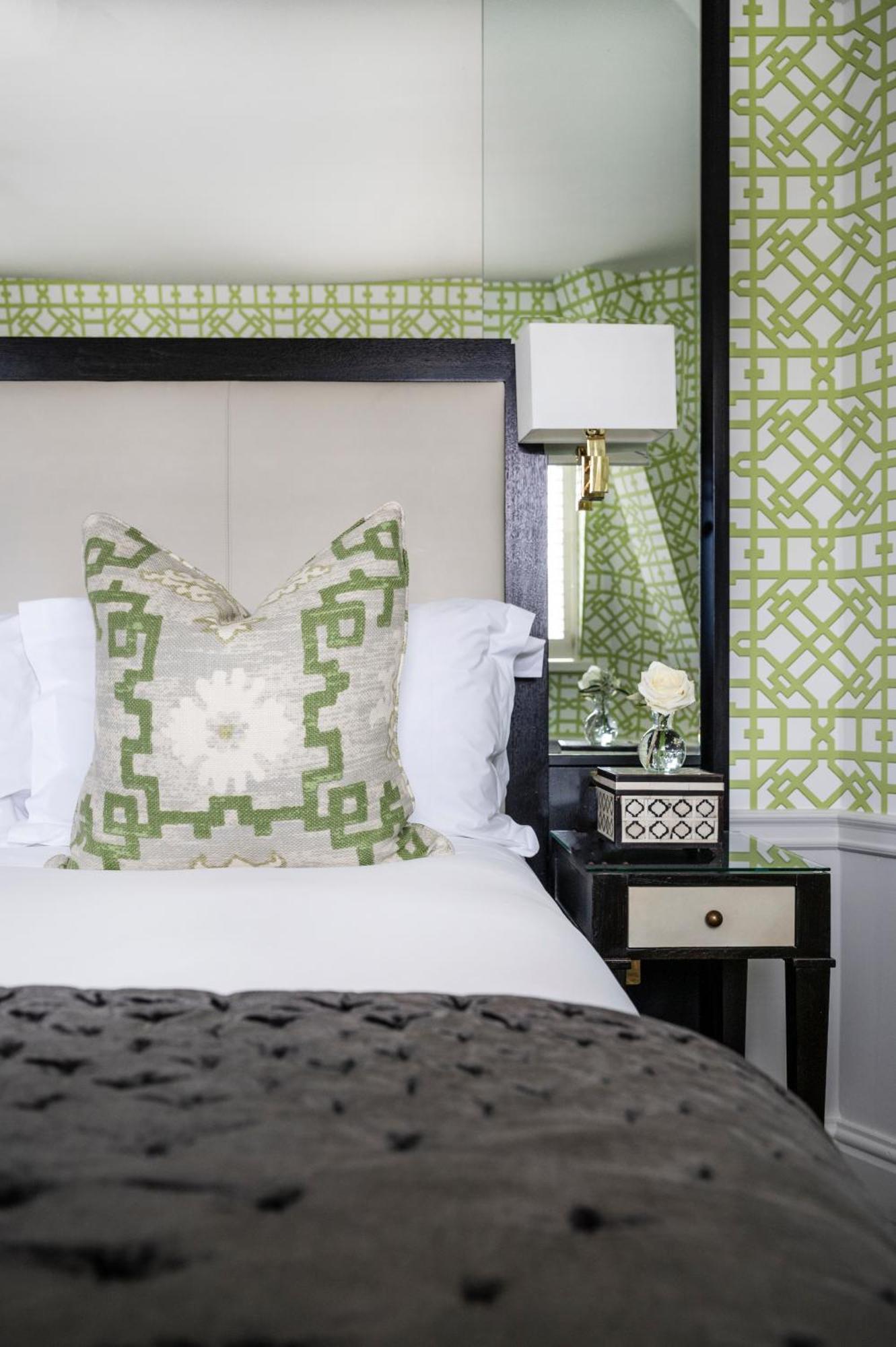 The Kensington Hotel 5*