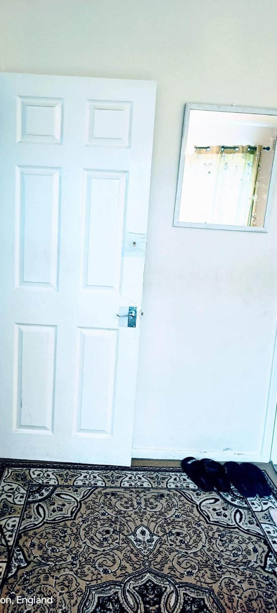 London's Bed With Breakfast & Free Parking Habitación en casa particular Londres