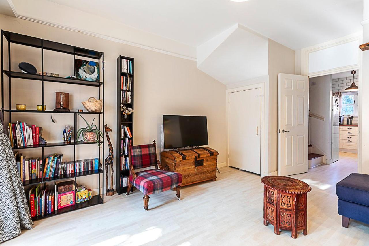 Leilighet Stylish & Spacious 3-bed In Vibrant Bow