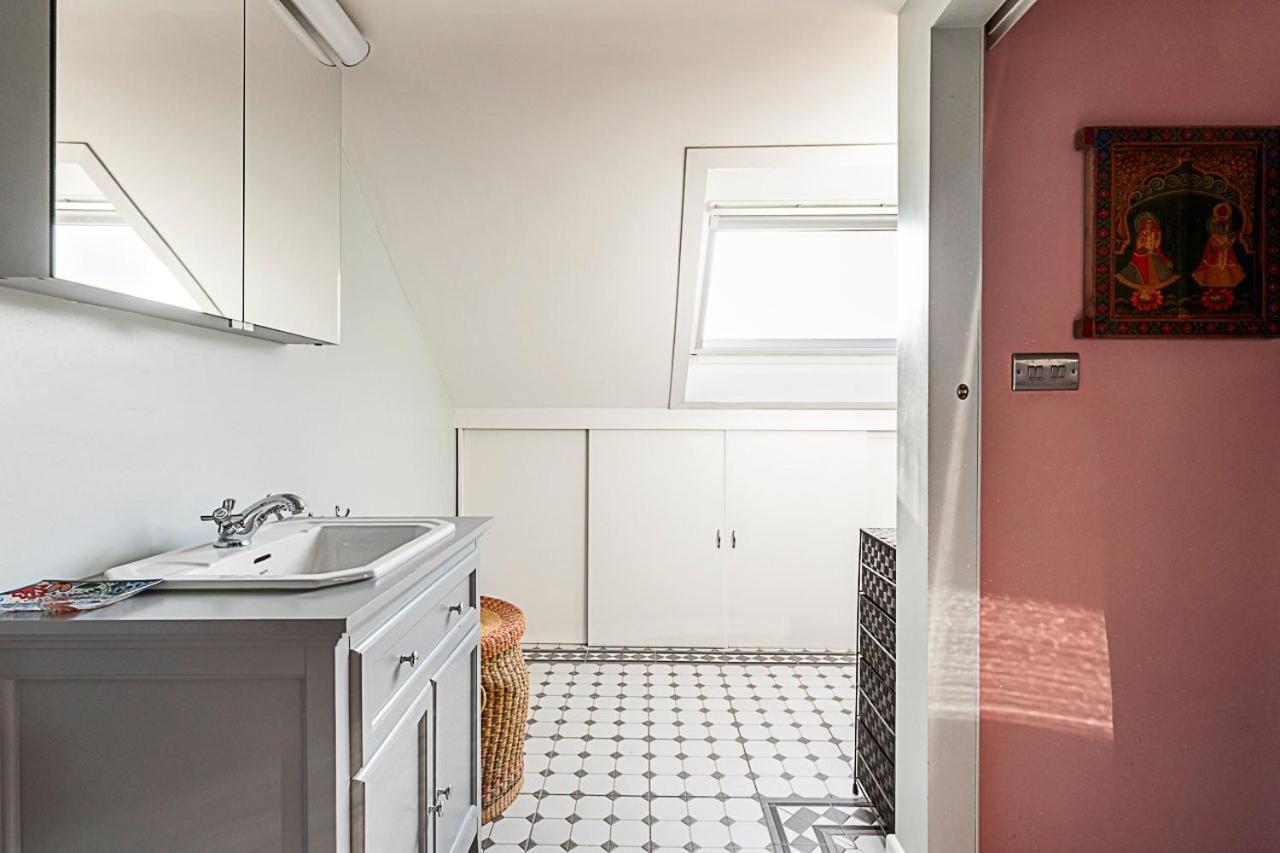 Leilighet Stylish & Spacious 3-bed In Vibrant Bow London