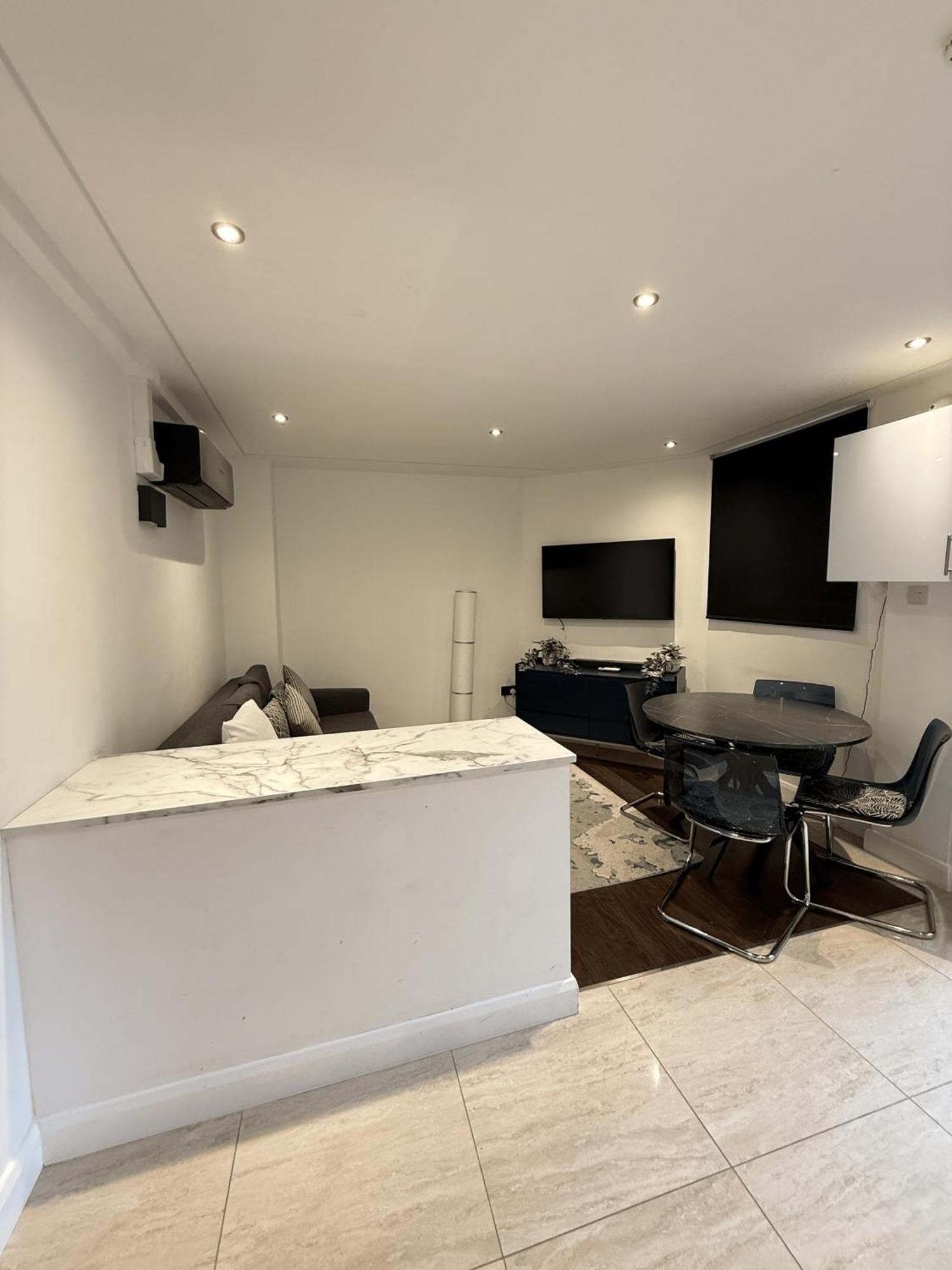 Apartment Pelicans Fitzrovia London