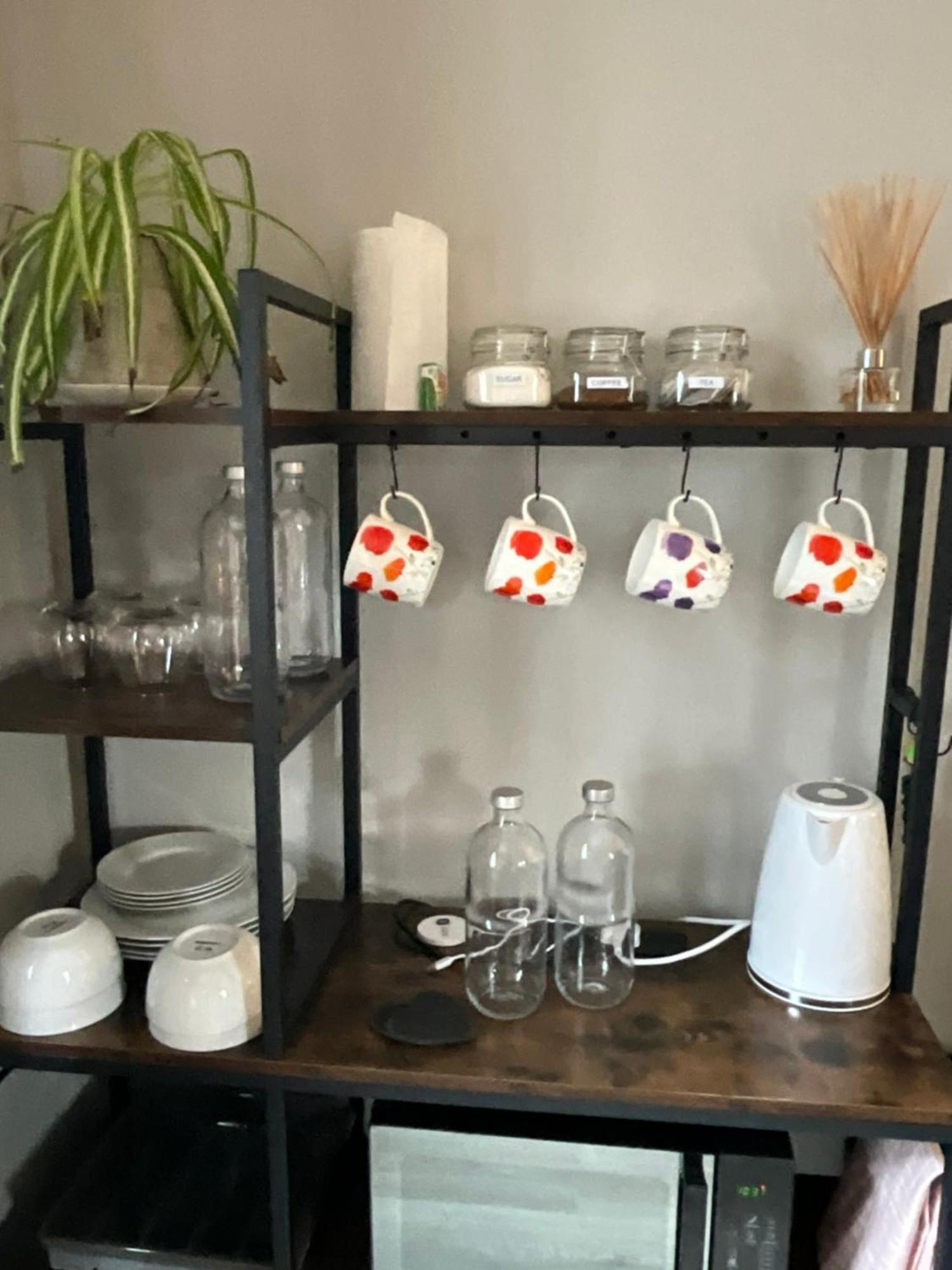 3 Flat Share Fitzrovia, Appartement Londen